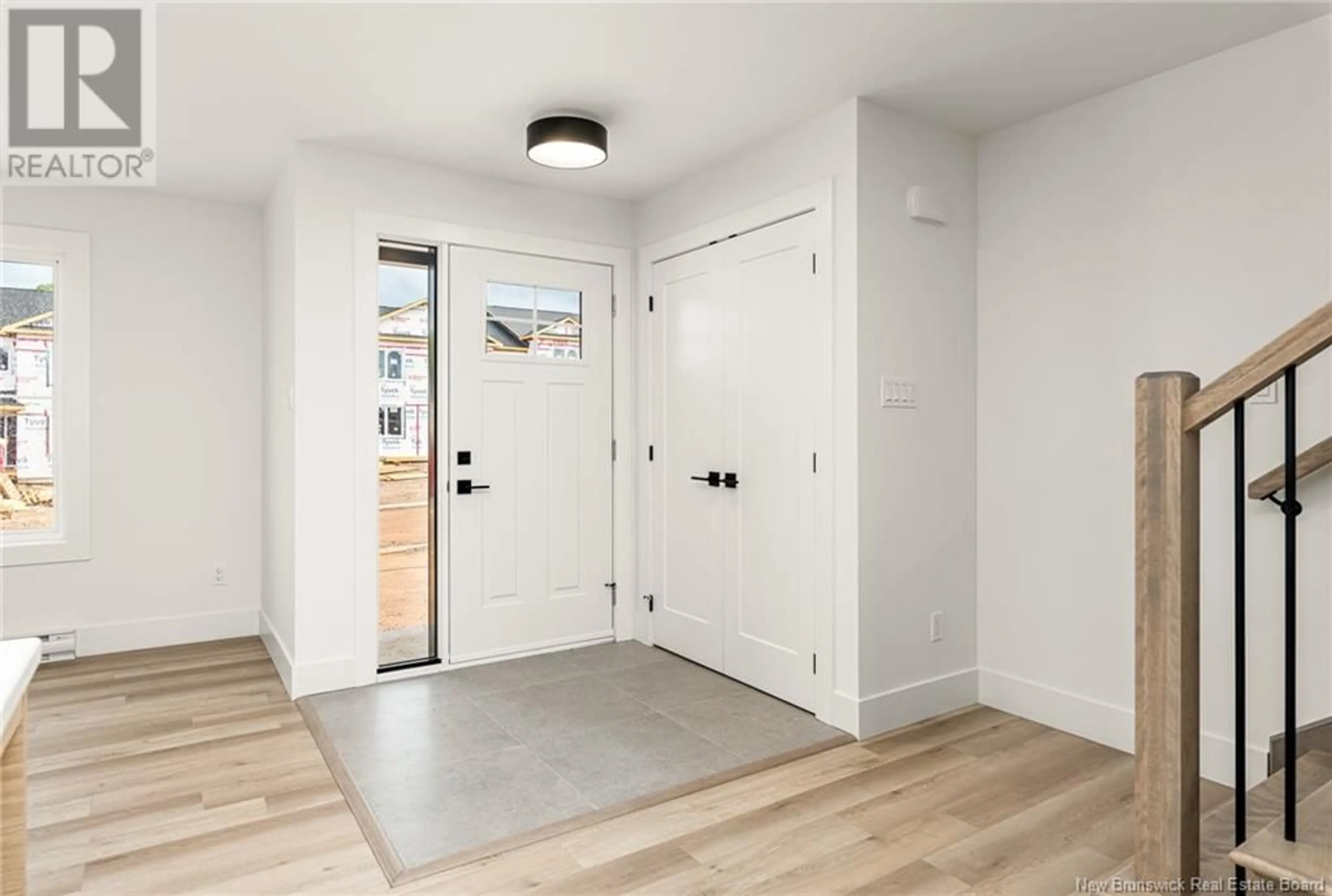 Indoor entryway, wood floors for 105 Ernest Street, Dieppe New Brunswick E1A0V5