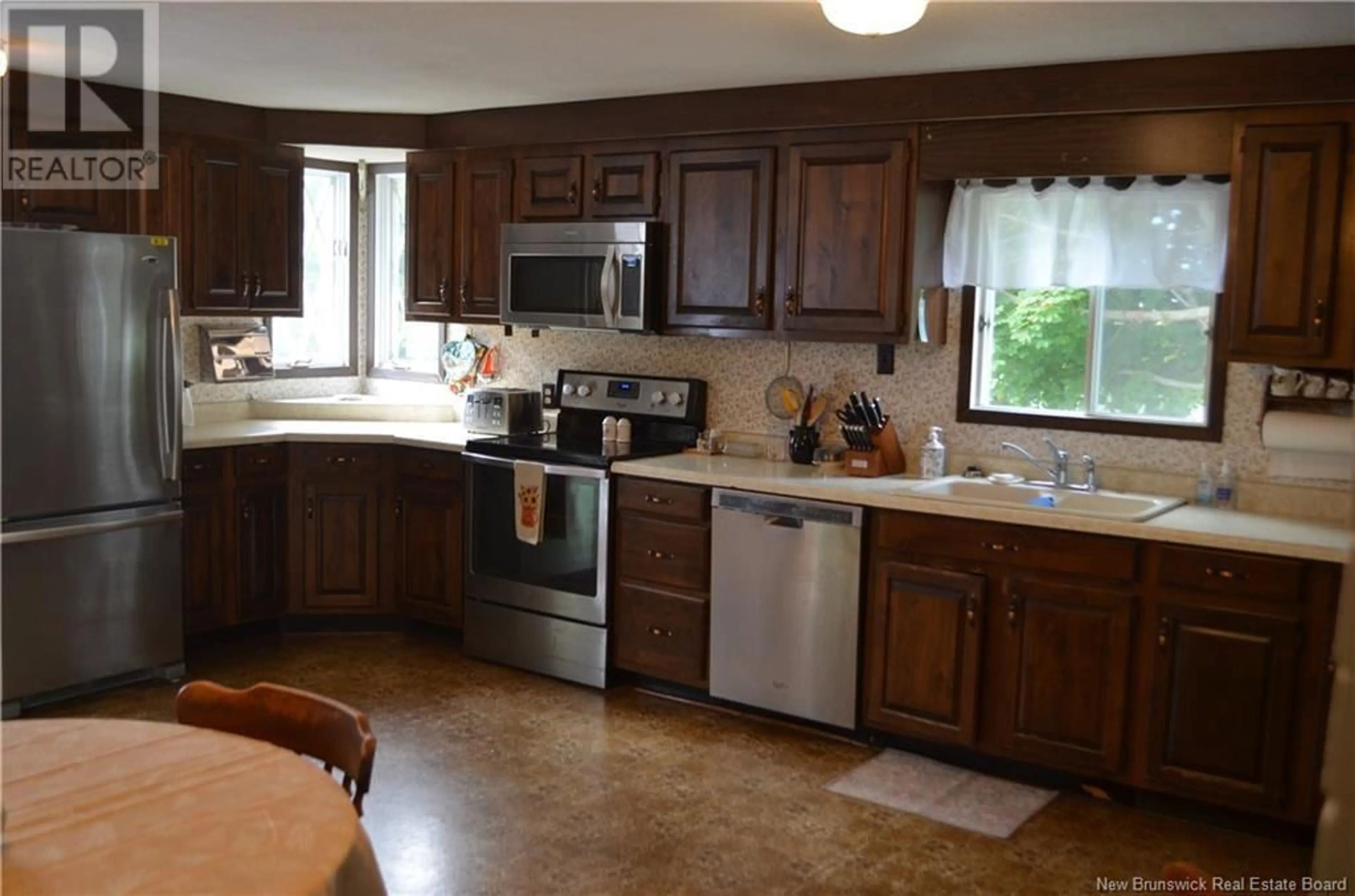 Standard kitchen, wood floors, cottage for 9 Cooks Point Road, Wilsons Beach New Brunswick E5E1V3