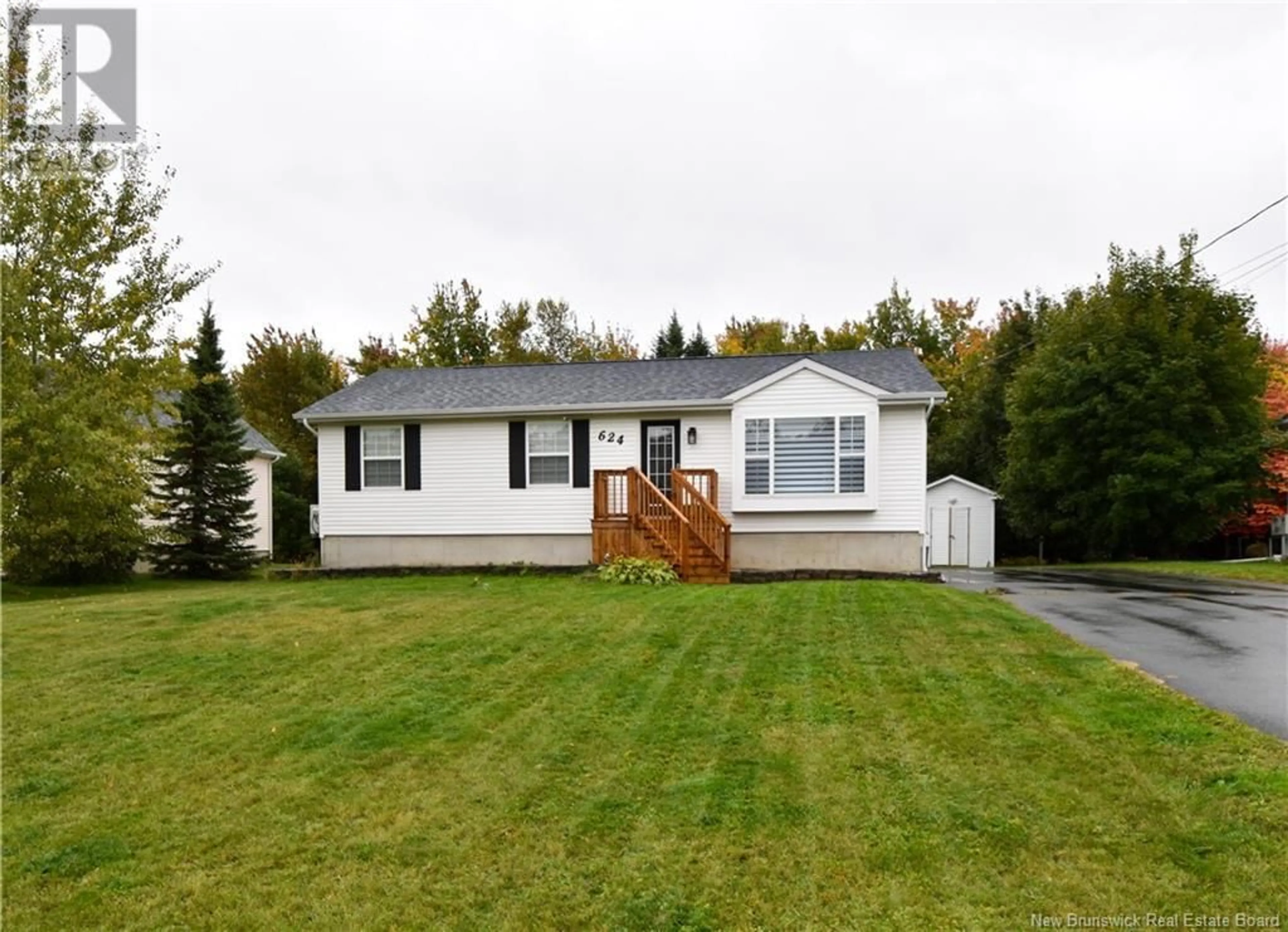 Frontside or backside of a home, cottage for 624 Pascal, Tracadie New Brunswick E1X1B5