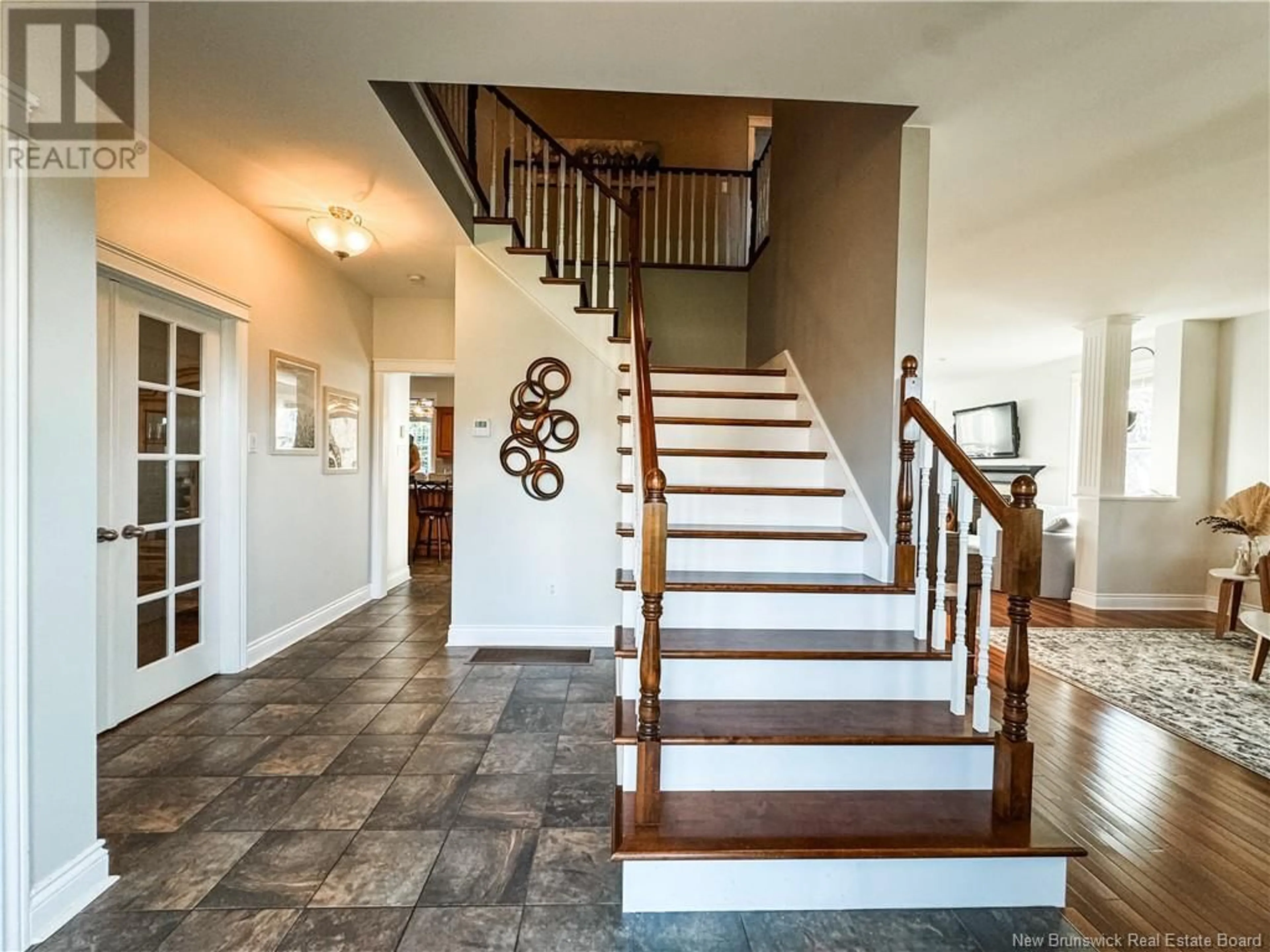 Indoor foyer, wood floors for 14 Wiltshire Drive, Quispamsis New Brunswick E2E0E9