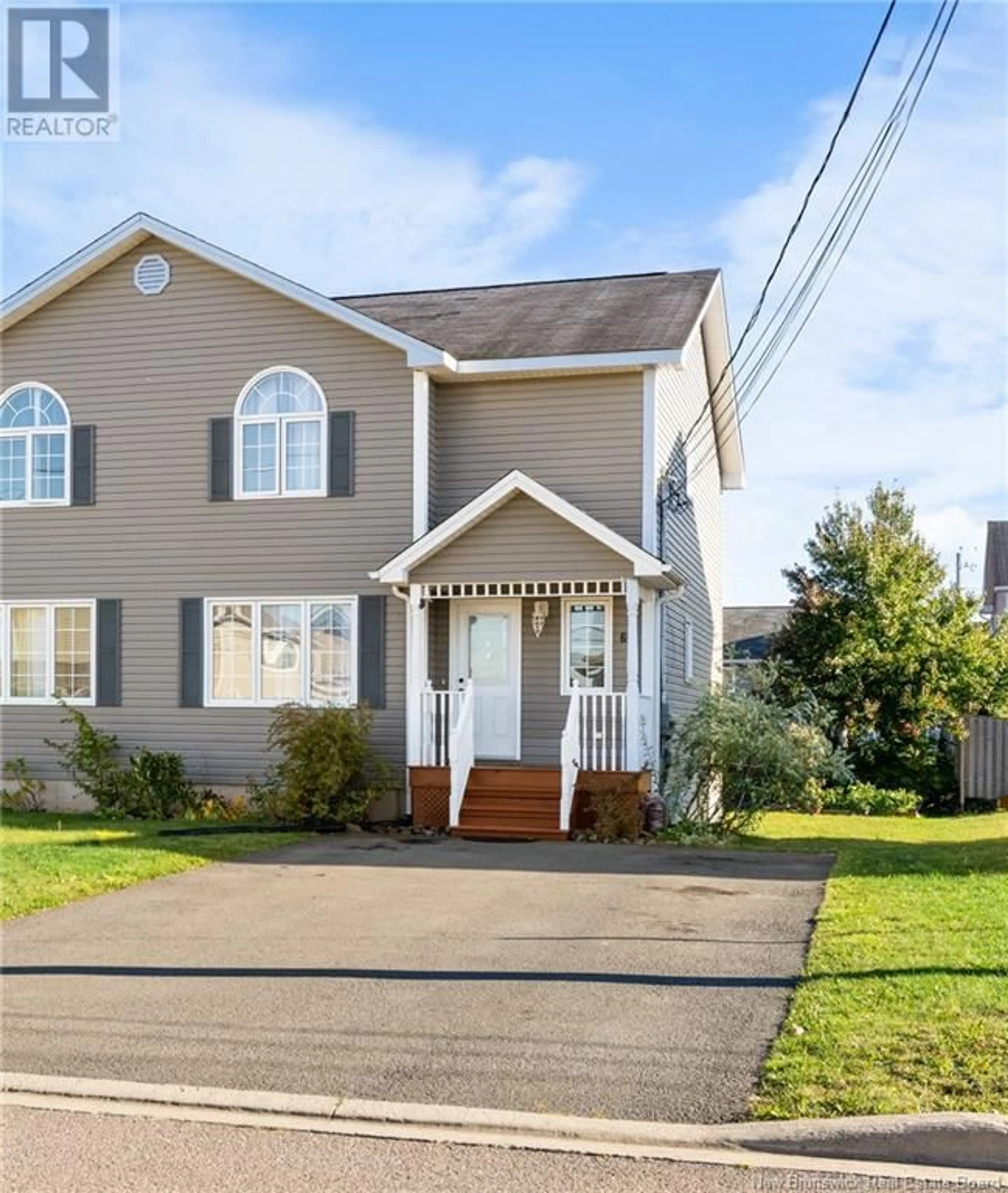 Frontside or backside of a home, the street view for 60 Rainford Court, Moncton New Brunswick E1G0T4