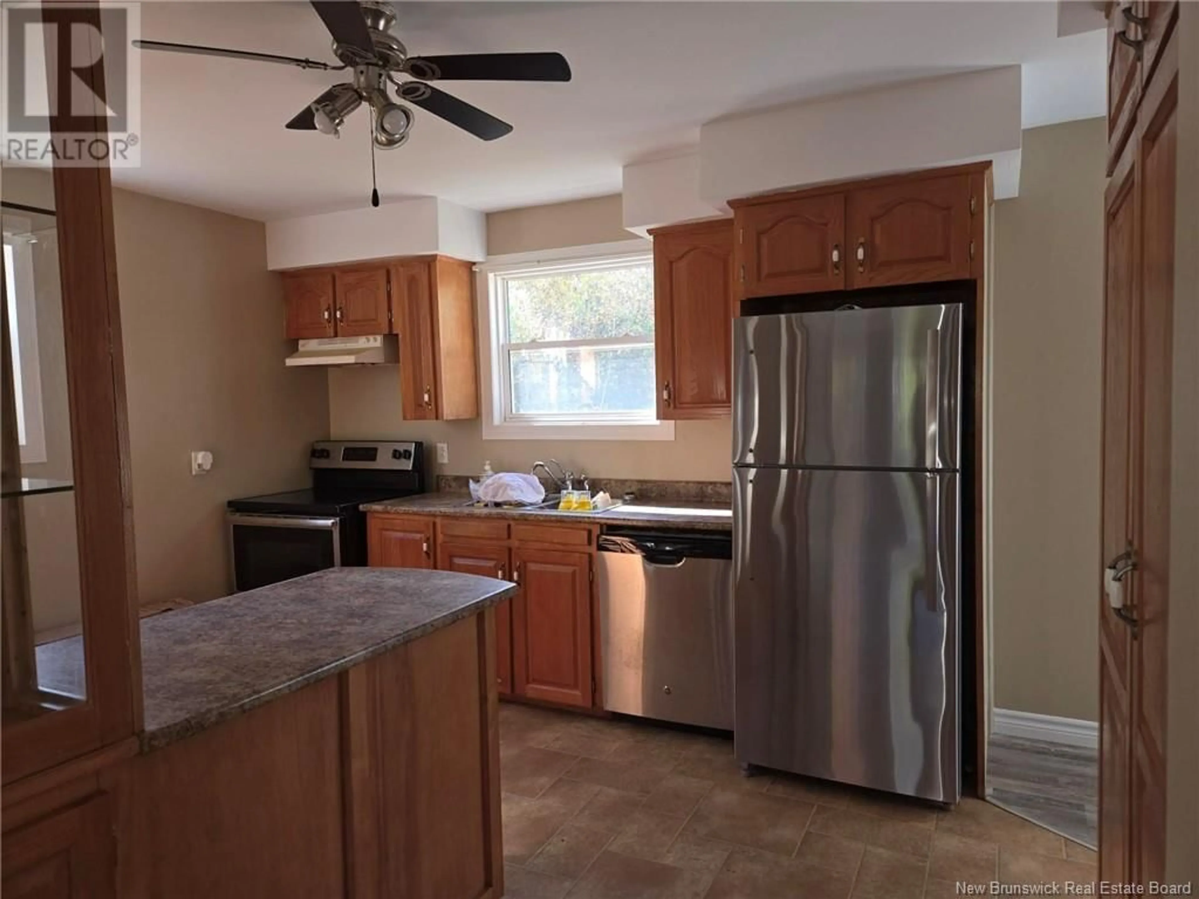 Standard kitchen, wood floors, cottage for 2779 Route 510, Targettville New Brunswick E4T1S8