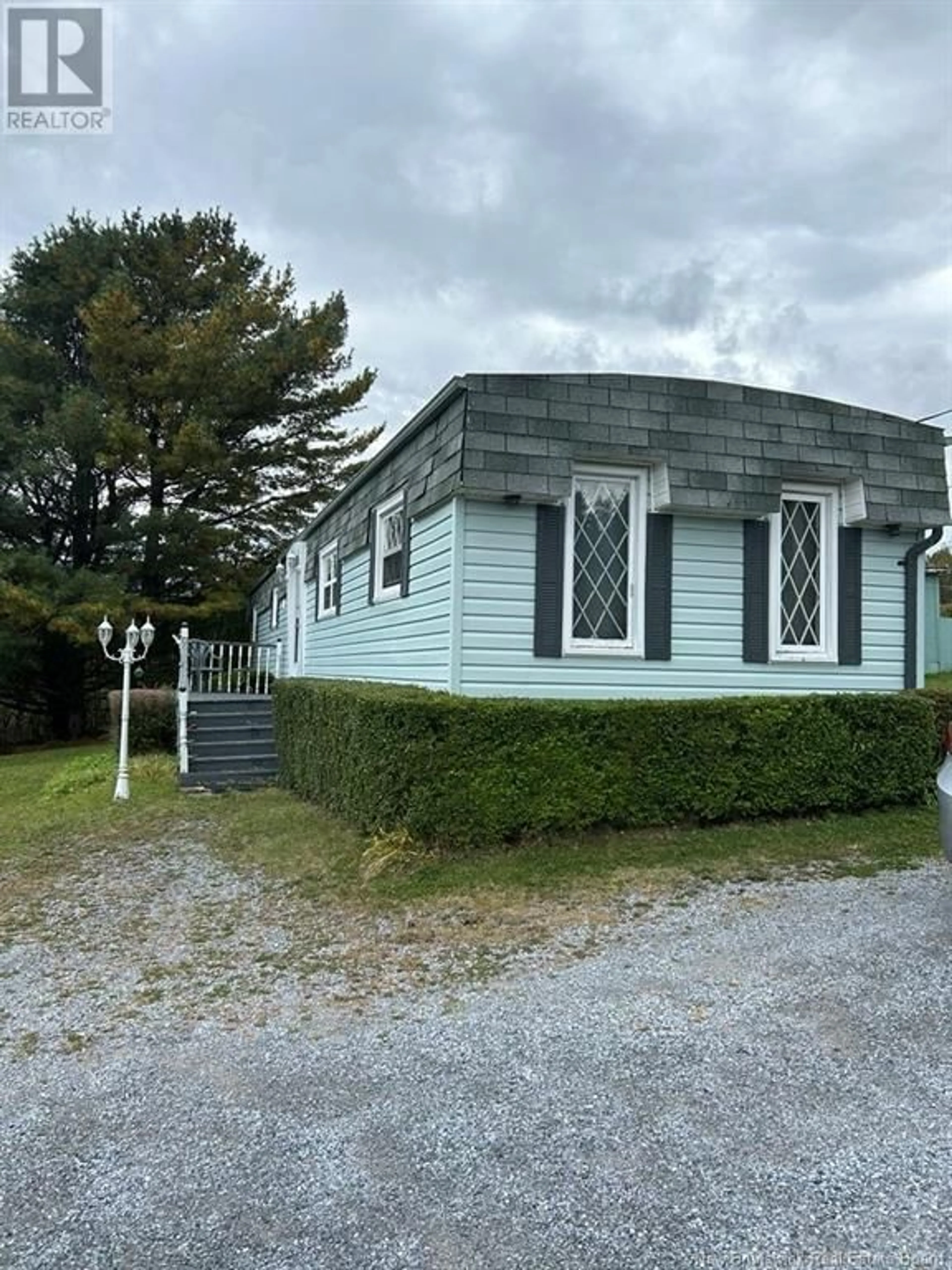 A pic from exterior of the house or condo for 525 Golden Grove Road, Saint John New Brunswick E2H2W9