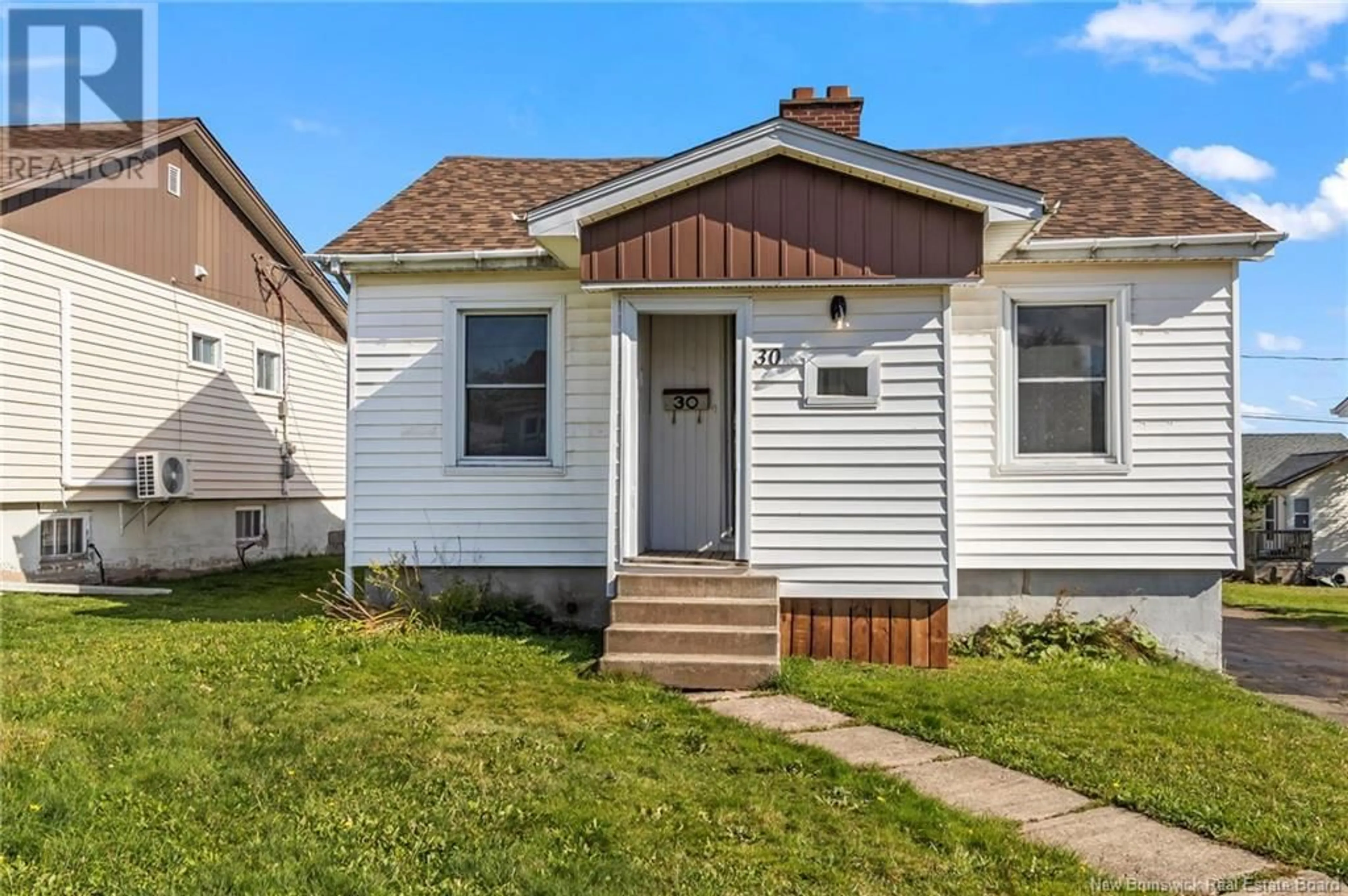 Frontside or backside of a home, cottage for 30 Appleton, Dieppe New Brunswick E1A2H3