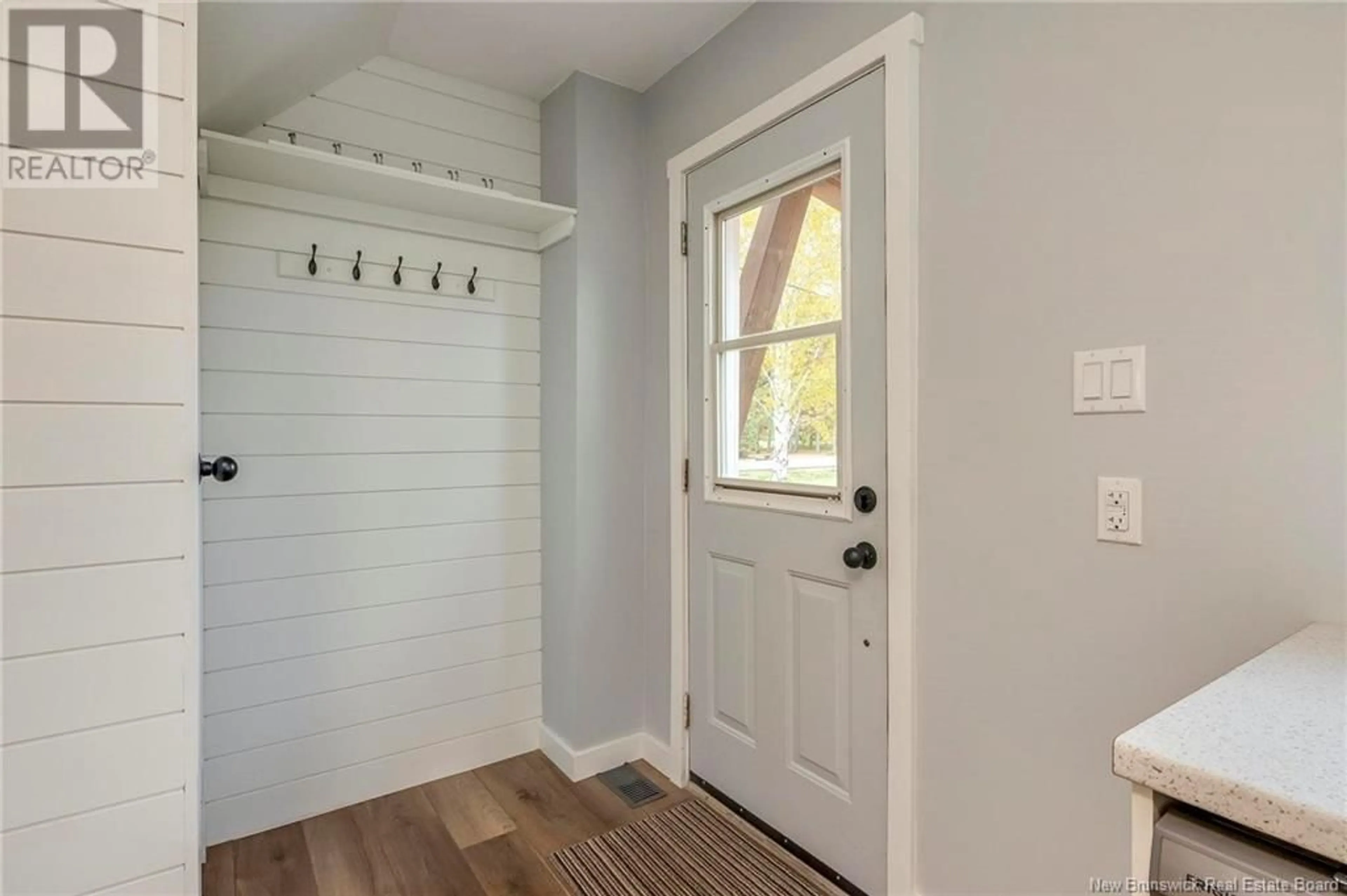 Indoor entryway, wood floors for 1352 Coverdale Road, Upper Coverdale New Brunswick E1J1X3