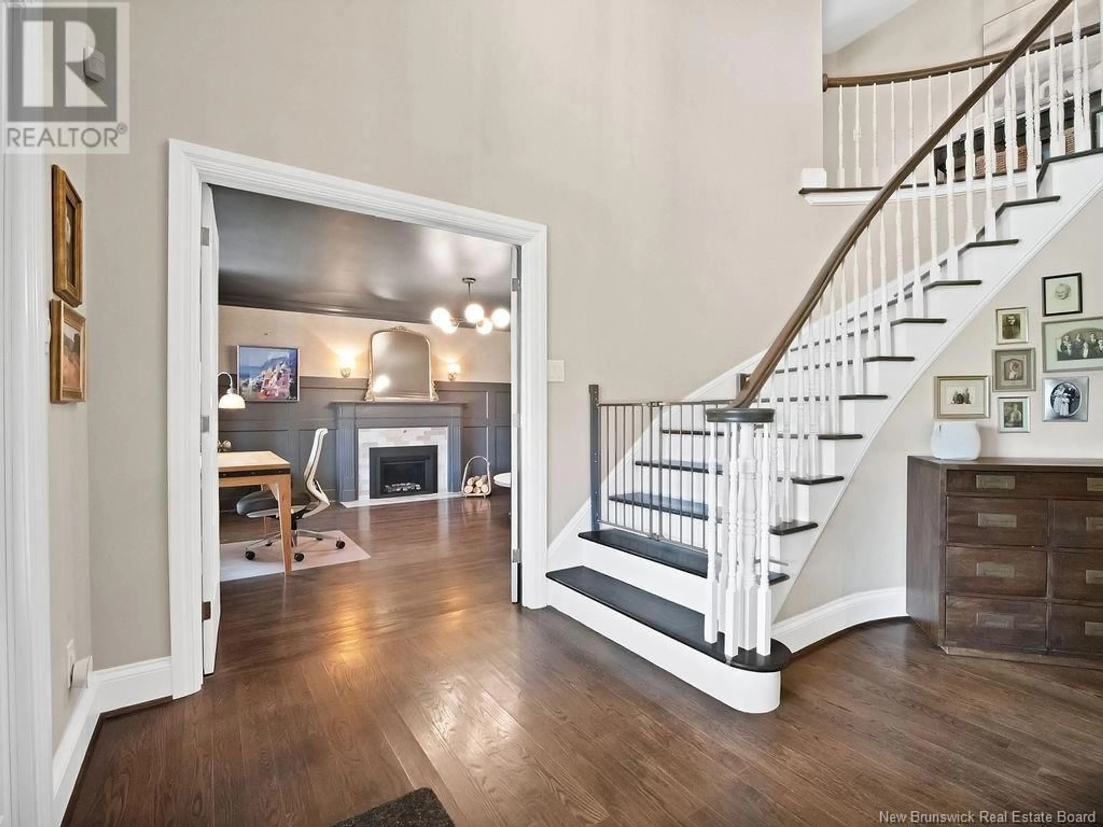 Indoor entryway, wood floors for 250 Dickson Boulevard, Moncton New Brunswick E1E4J5