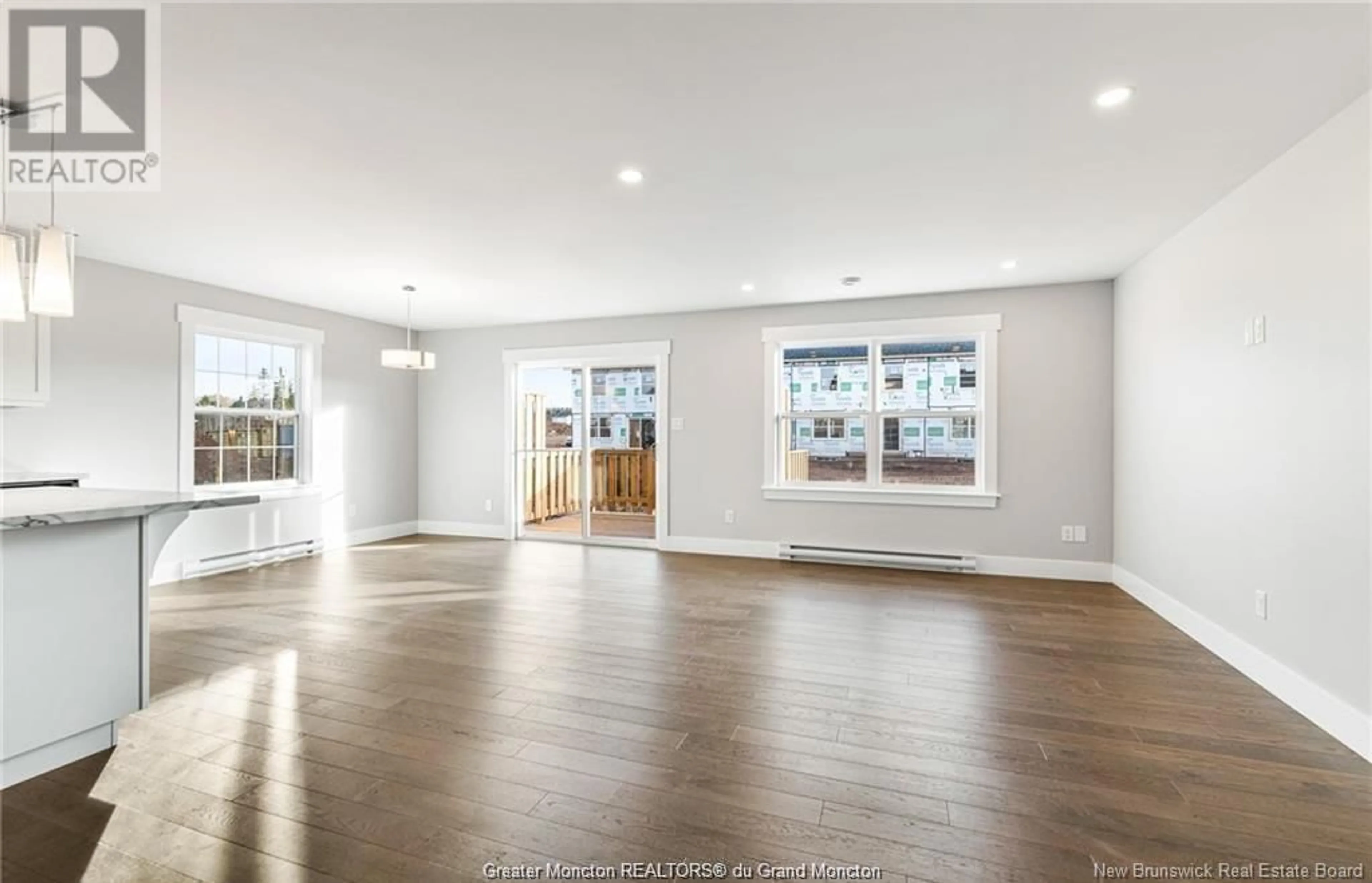 Indoor entryway, wood floors for 50 Rochefort, Dieppe New Brunswick E1A6S4