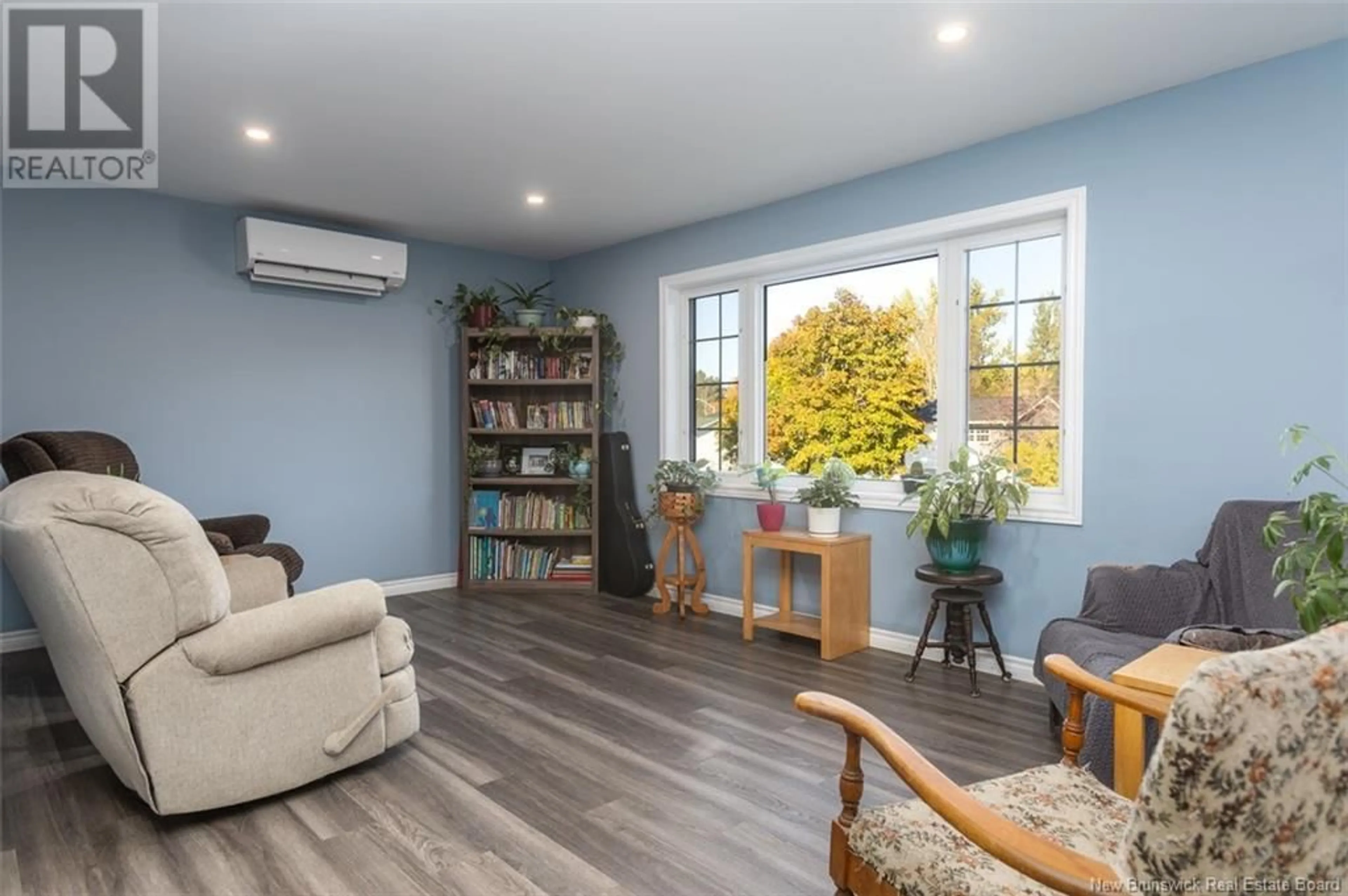 Living room, wood floors for 56 Henderson Street, Riverview New Brunswick E1B3P3