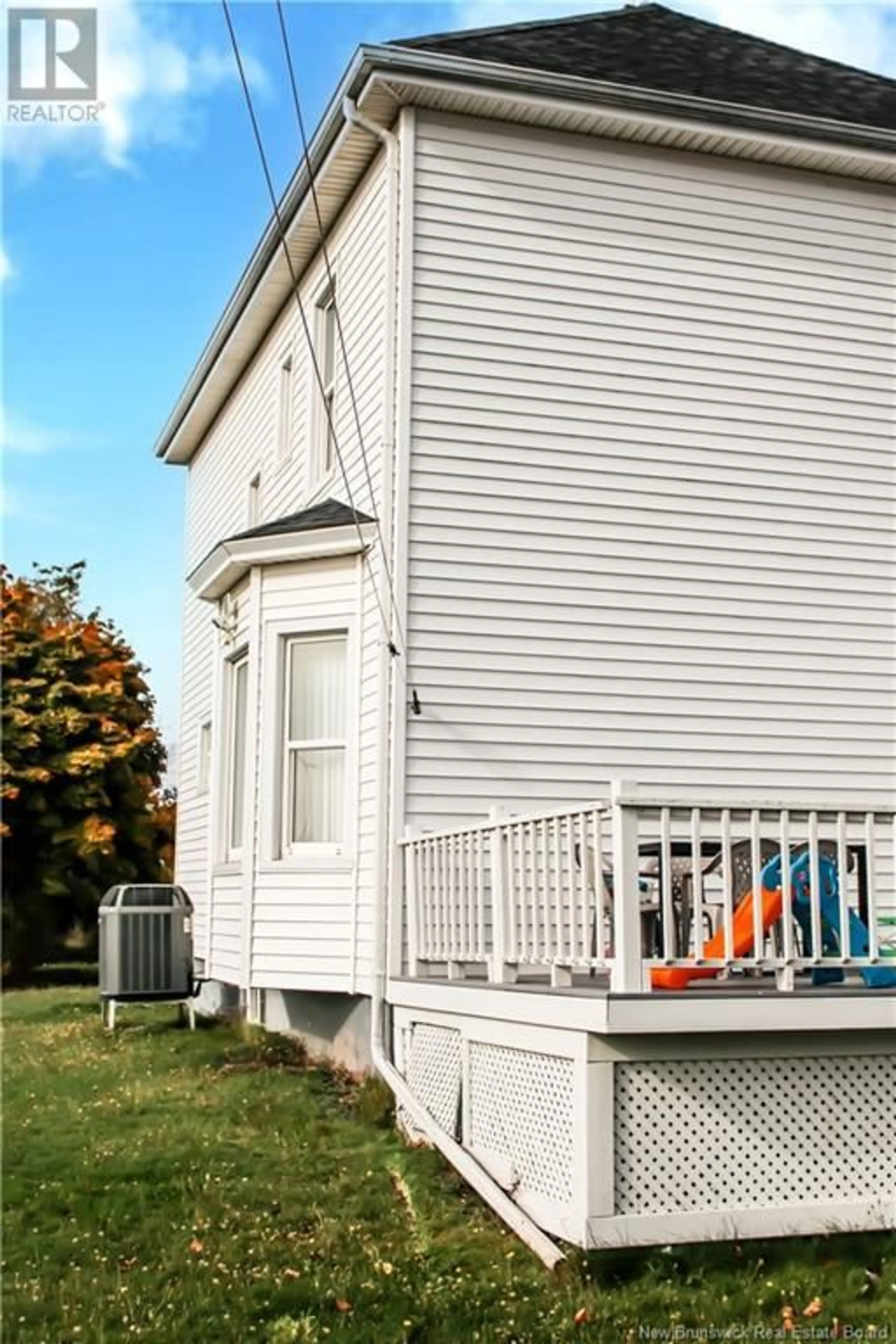 A pic from exterior of the house or condo, the front or back of building for 29 Fern, Moncton New Brunswick E1E2S6