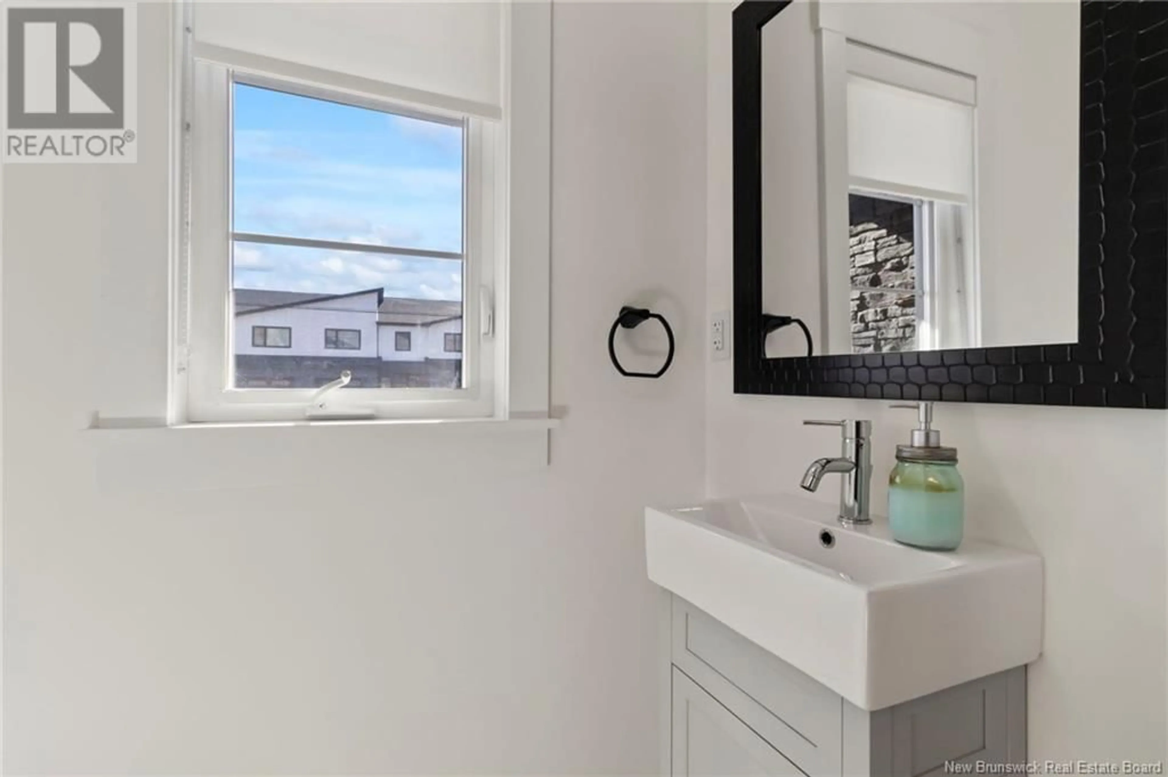 Bathroom, wood floors for 84 Warner Street, Moncton New Brunswick E1A9C4