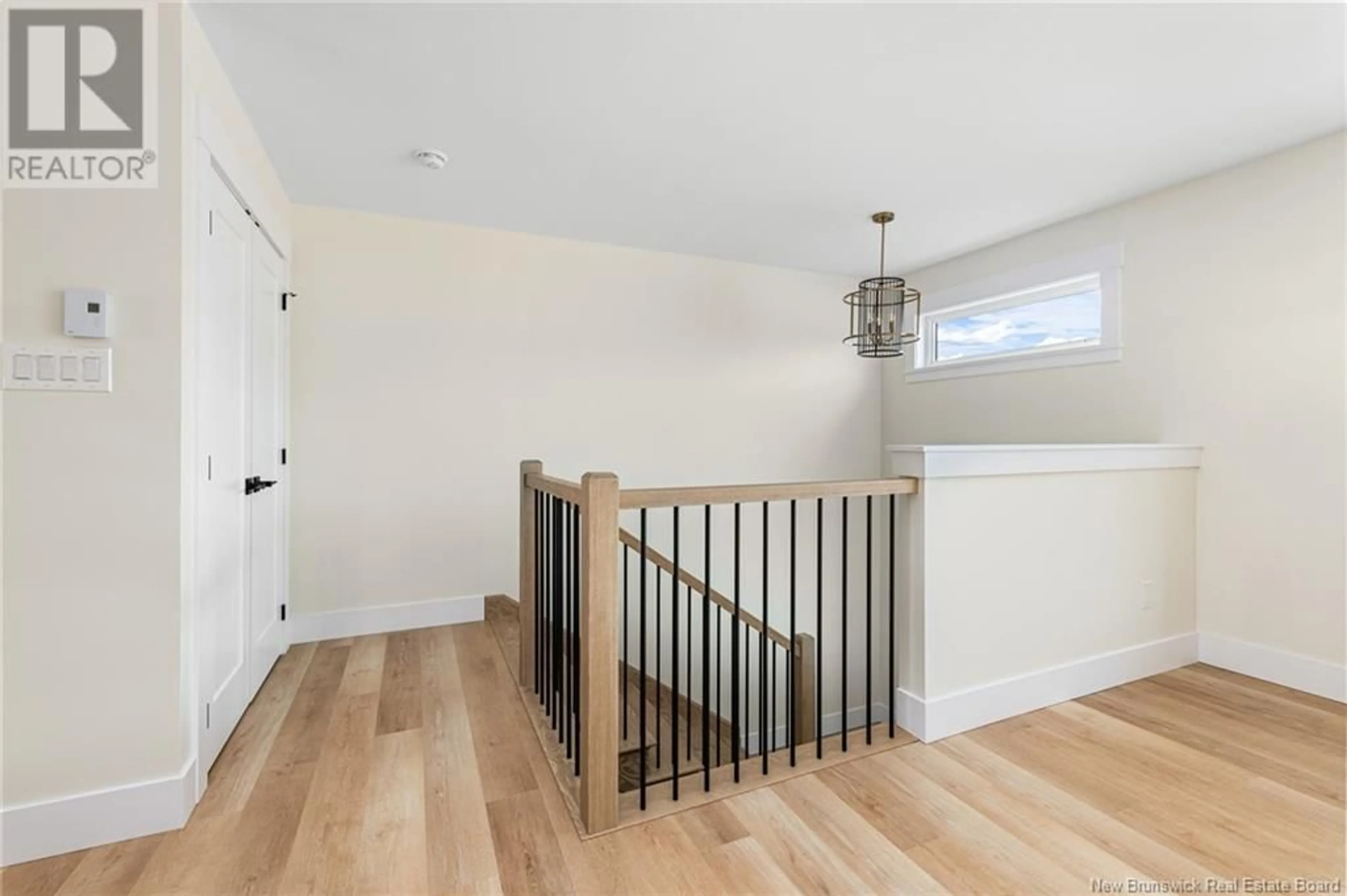 Indoor entryway, wood floors for 100 Ernest Street, Dieppe New Brunswick E1A4T2