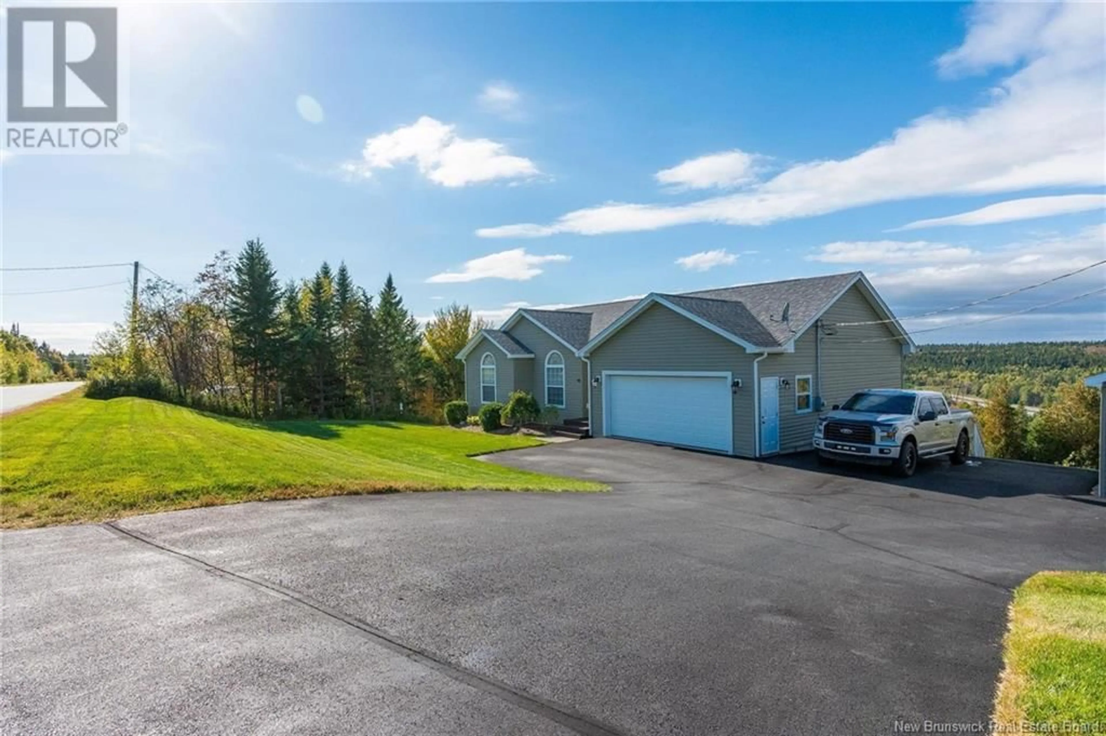 A pic from exterior of the house or condo, the street view for 49 Sky View Terrace, Quispamsis New Brunswick E2S0B6