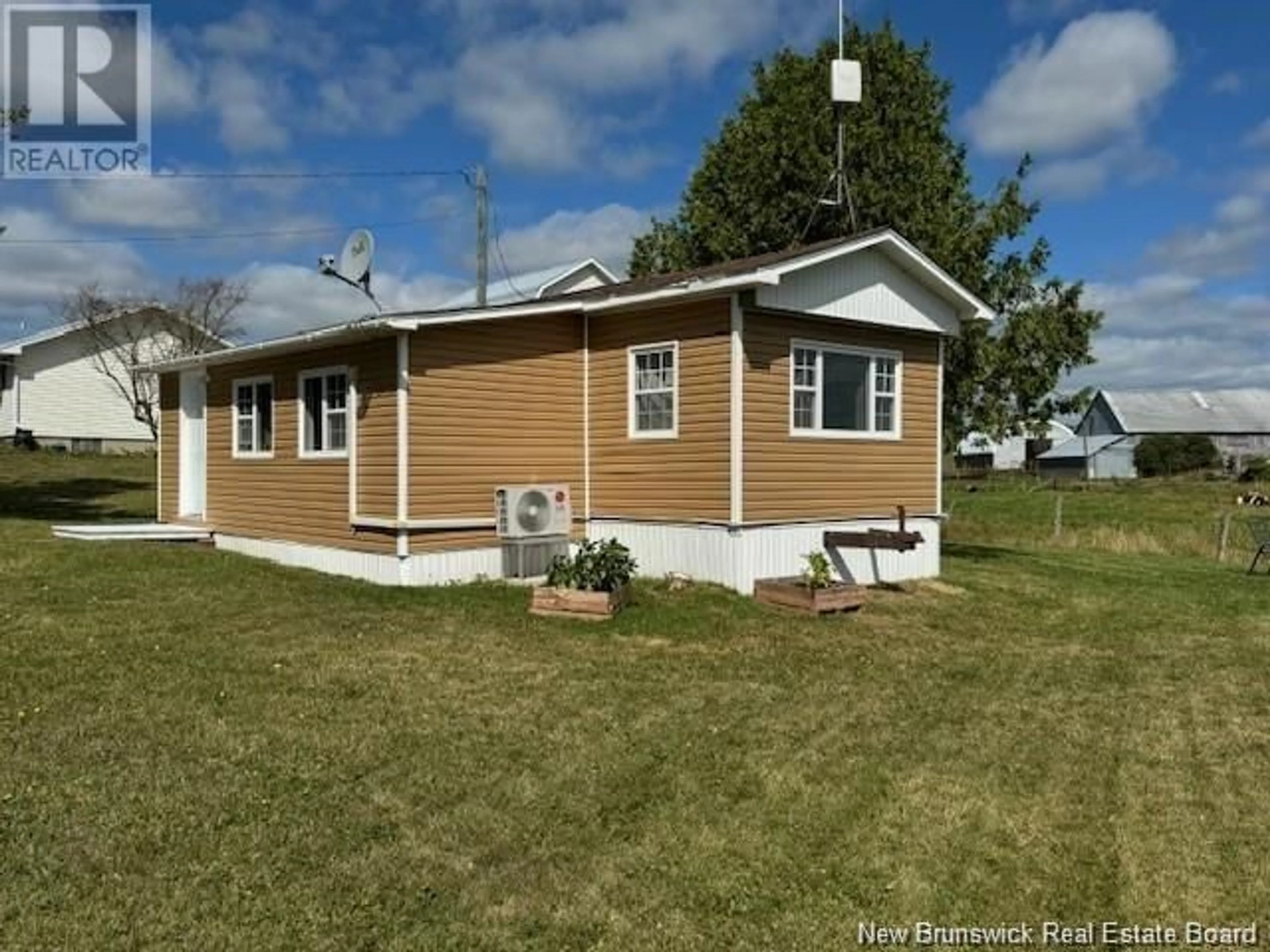 Frontside or backside of a home, cottage for 1379 Route 885, Salisbury New Brunswick E4Z5C9