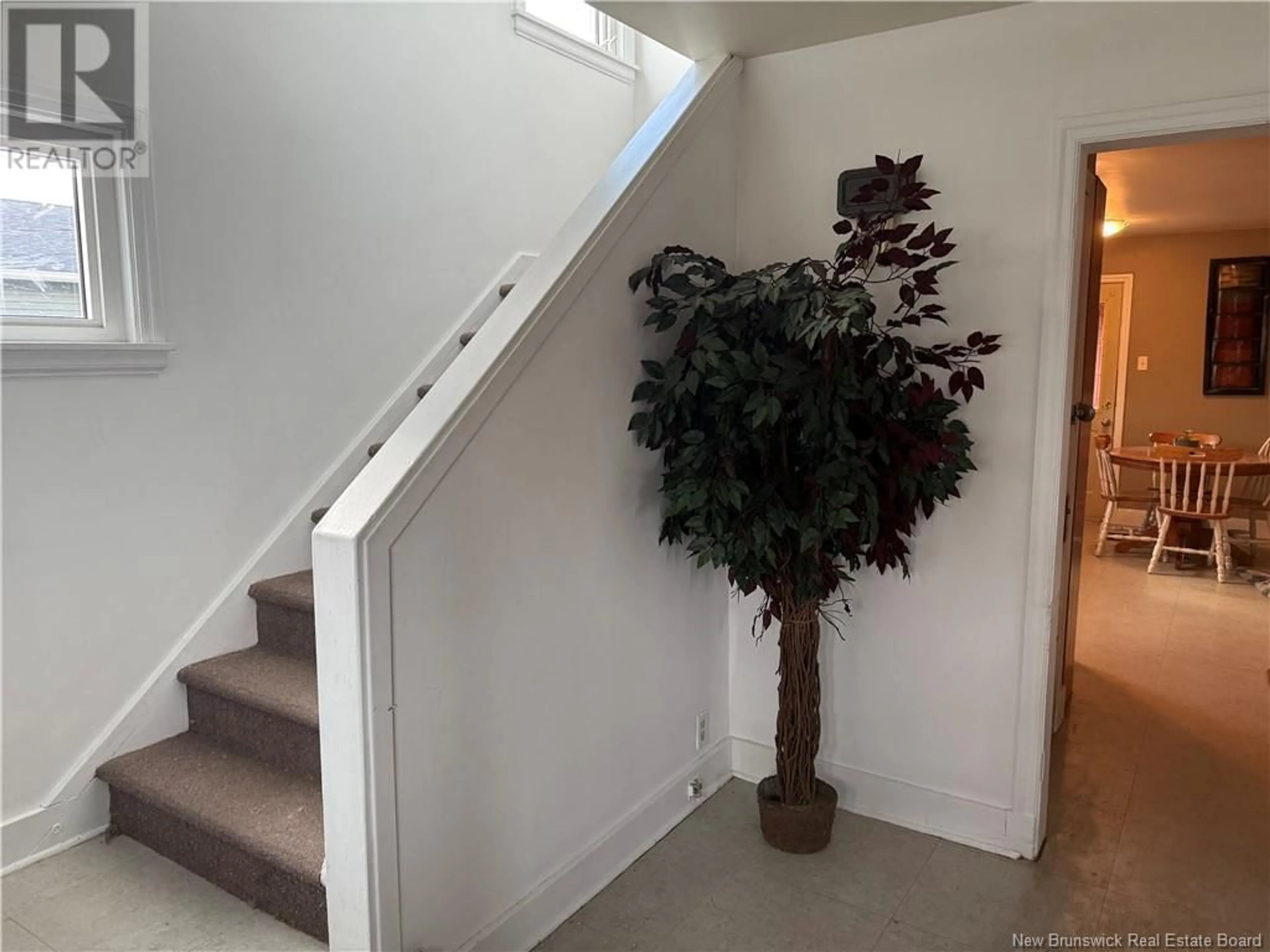 Indoor foyer, wood floors for 604 Elmwood Drive, Moncton New Brunswick E1A2X5