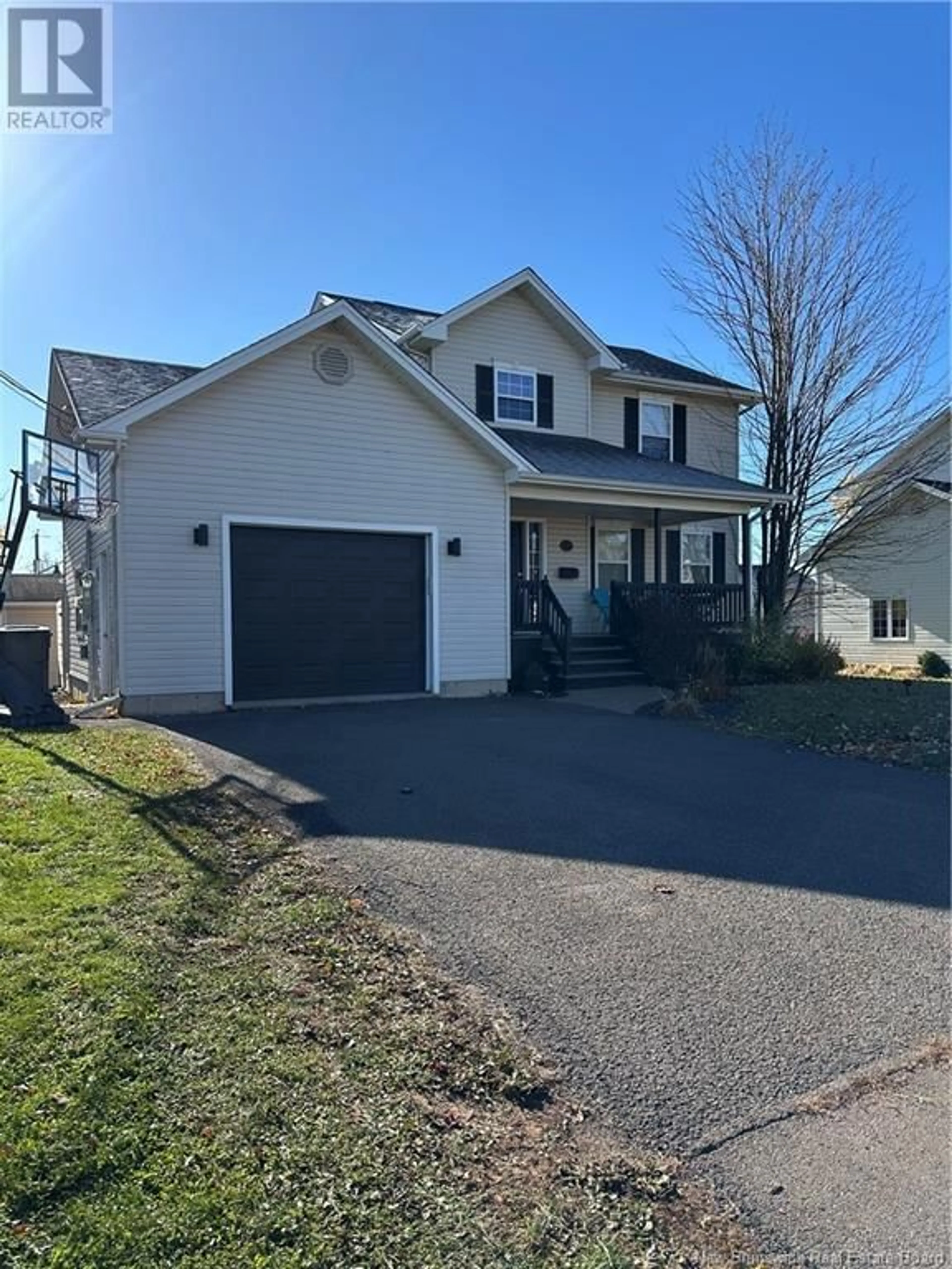 Frontside or backside of a home, cottage for 91 Theriault, Dieppe New Brunswick E3A7V8