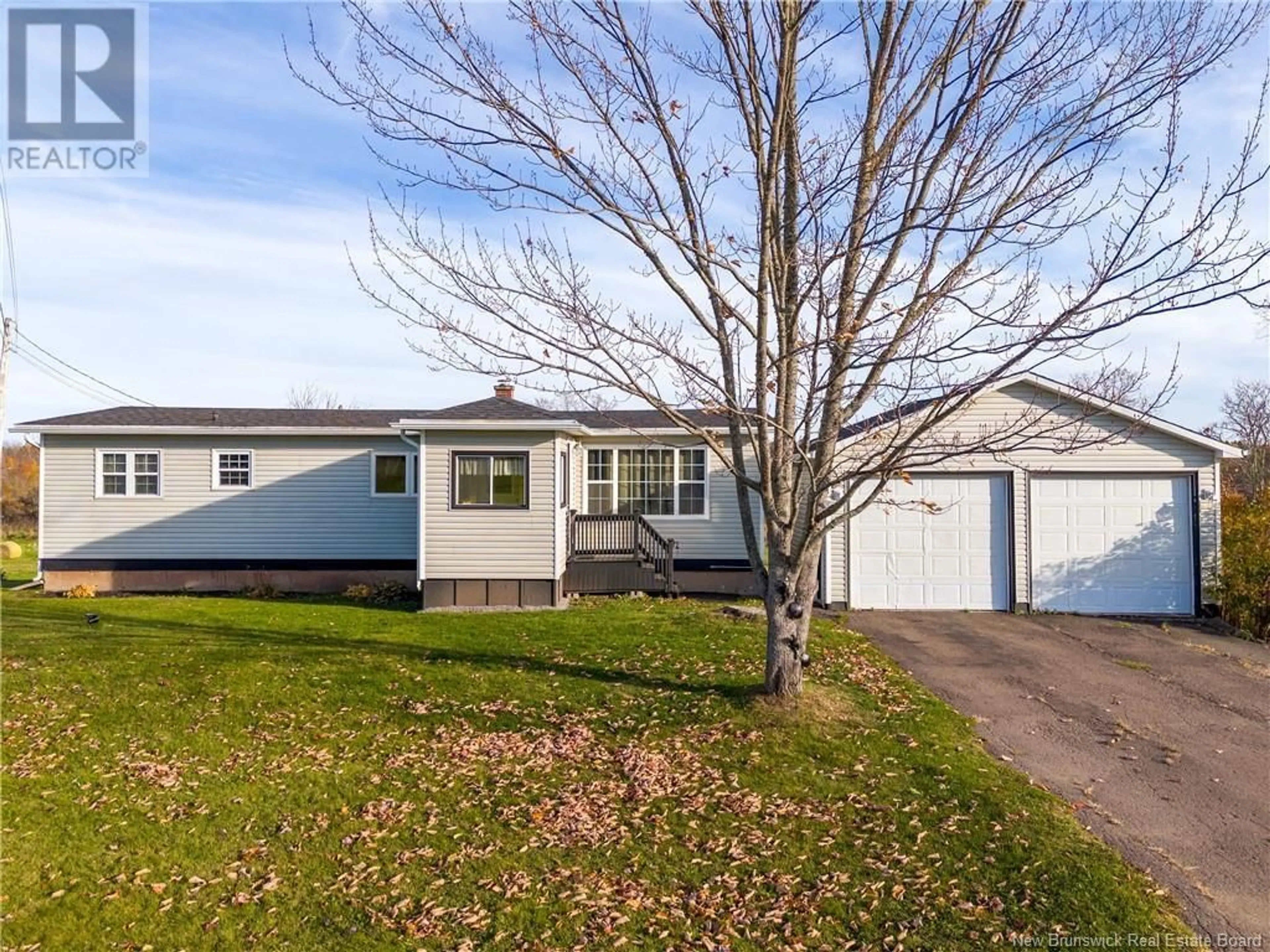 Frontside or backside of a home, cottage for 104 Old Post Road, Petitcodiac New Brunswick E4Z4N9