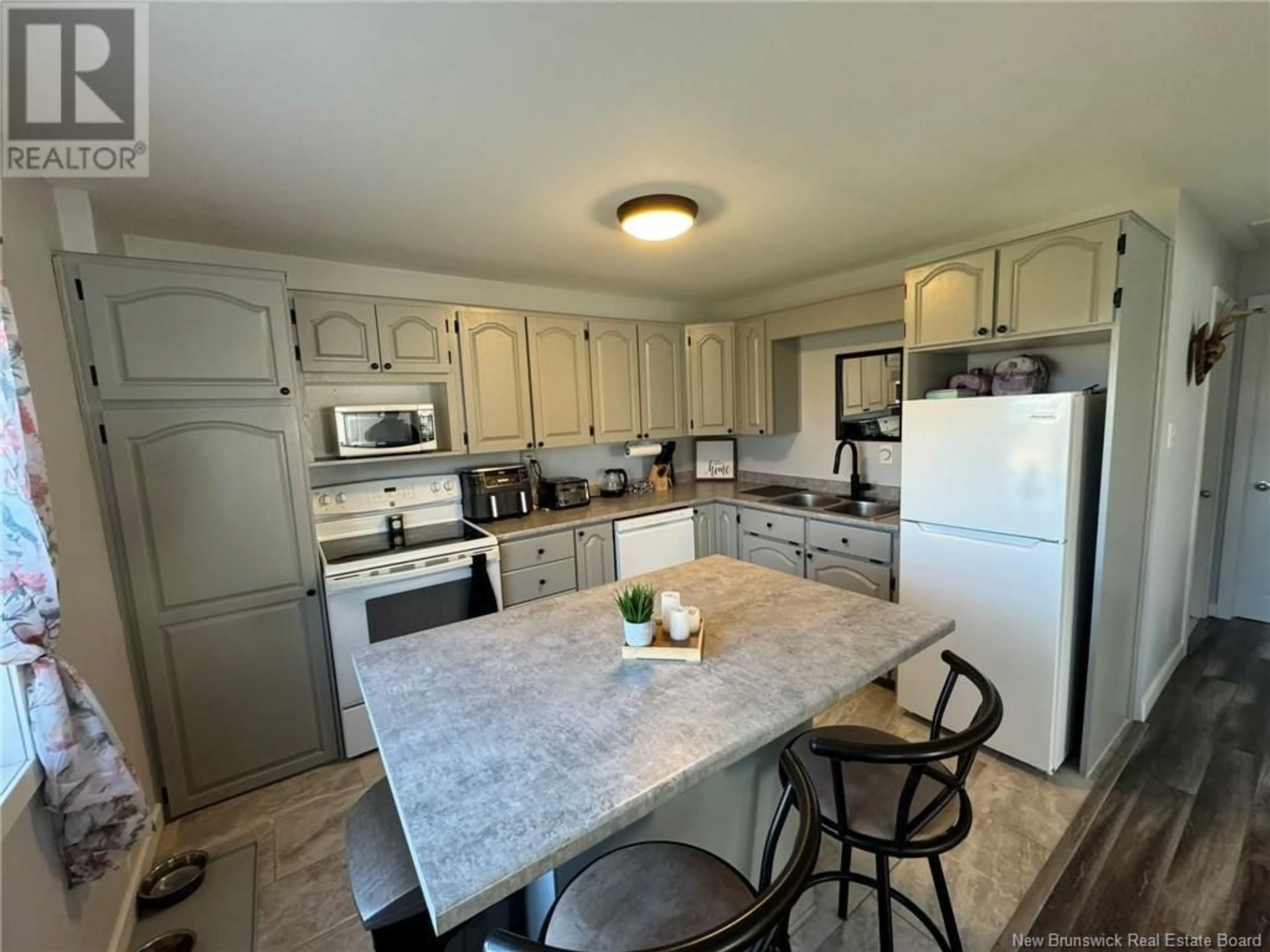 Open concept kitchen for 492 Sharps Mountain Road, Newburg New Brunswick E7N1Y2