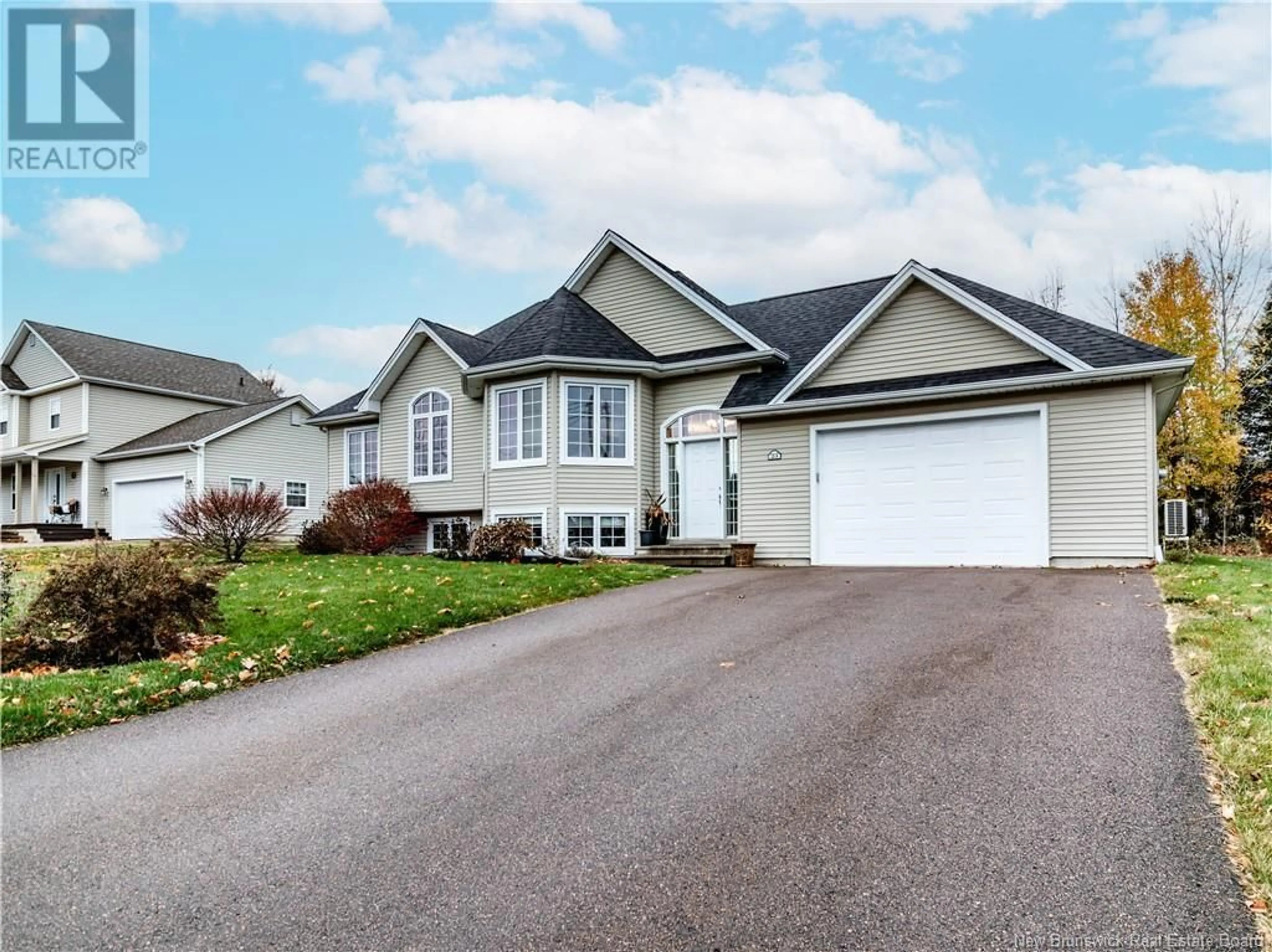 Frontside or backside of a home, the street view for 23 DESROSIERS, Dieppe New Brunswick E1A7W5