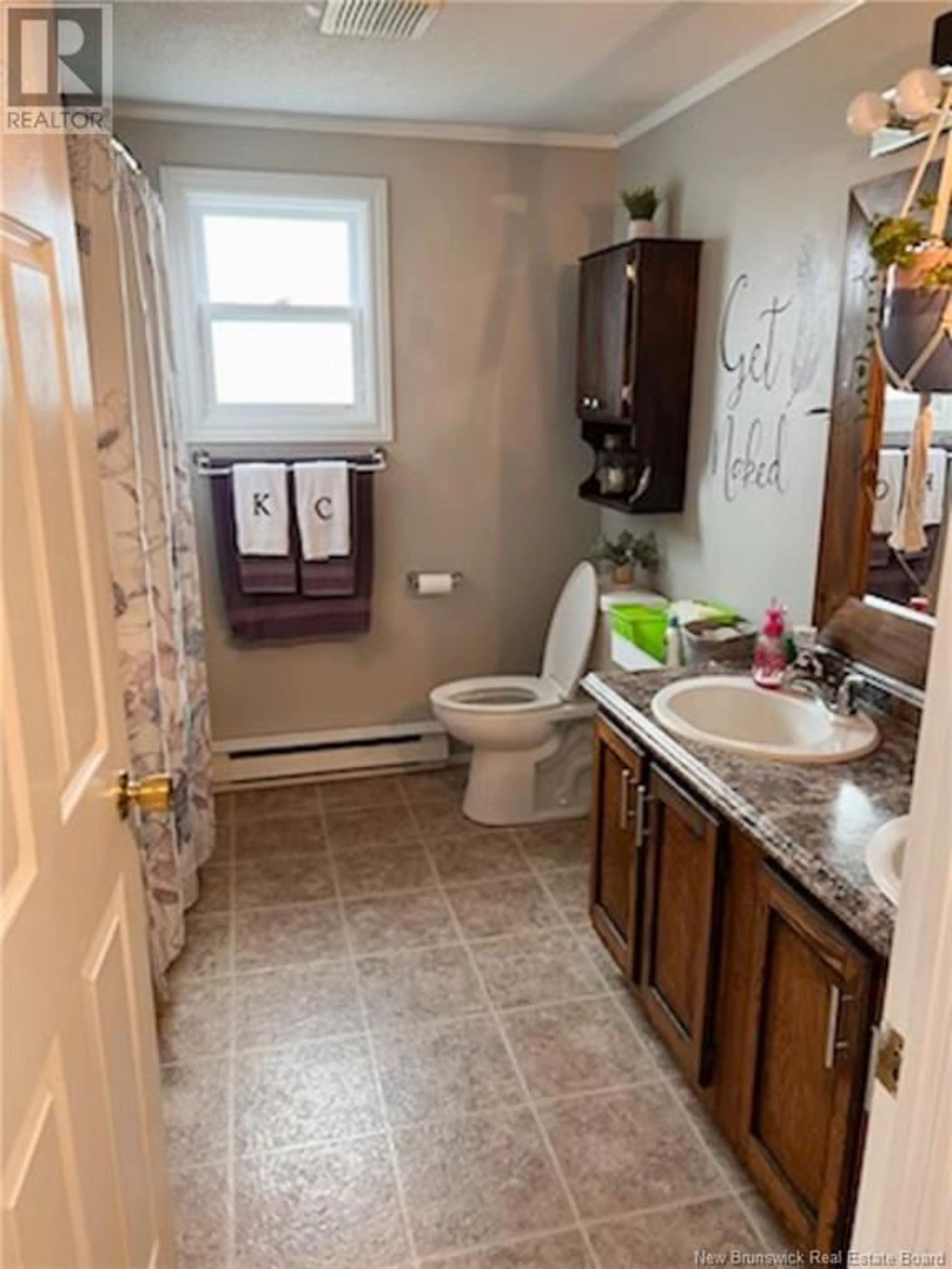 Bathroom, wood floors for 20 Carouge Street, Moncton New Brunswick E1H2T4