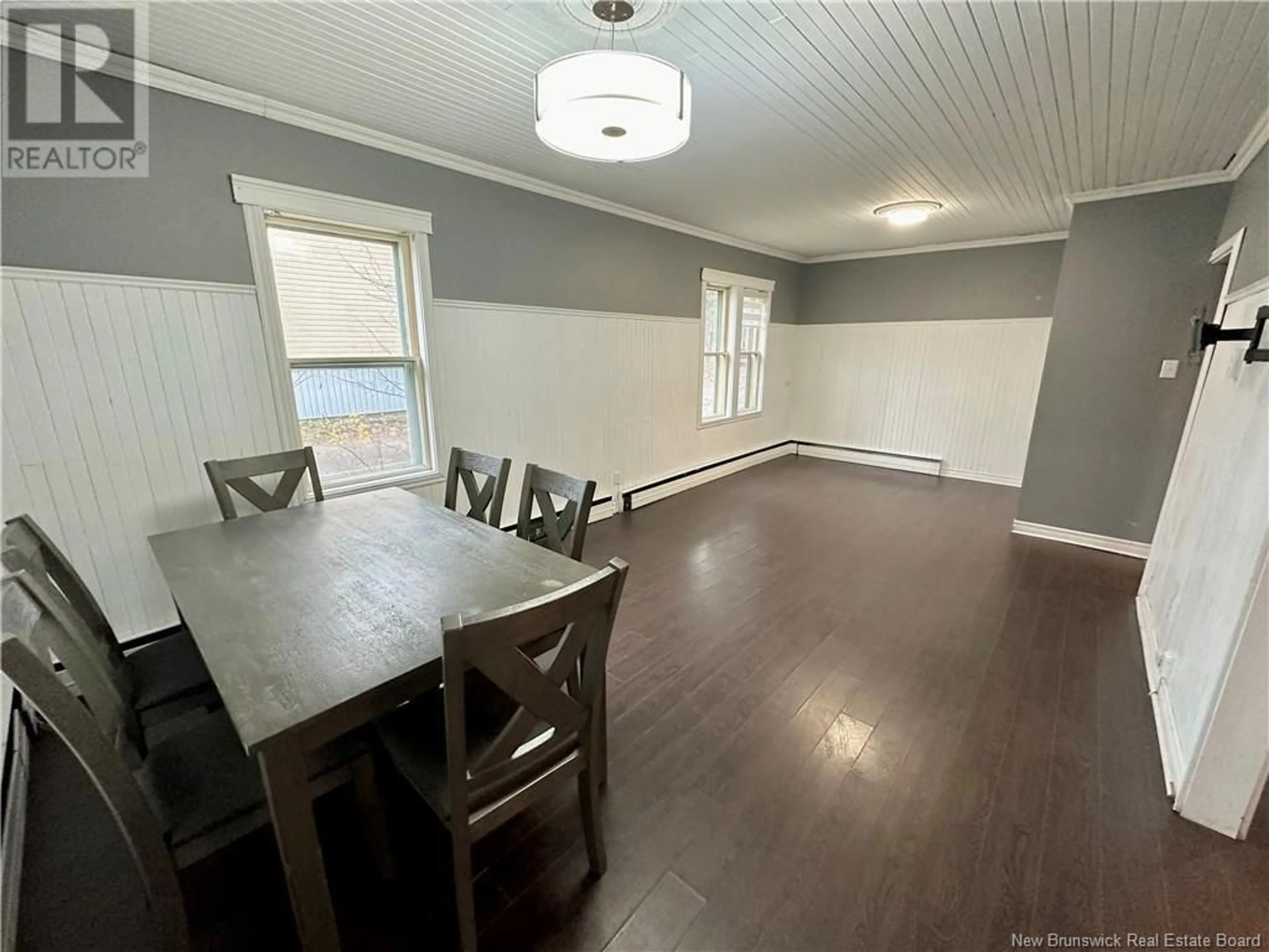 Dining room, wood floors for 560 Queen Street, Bathurst New Brunswick E2A2J7