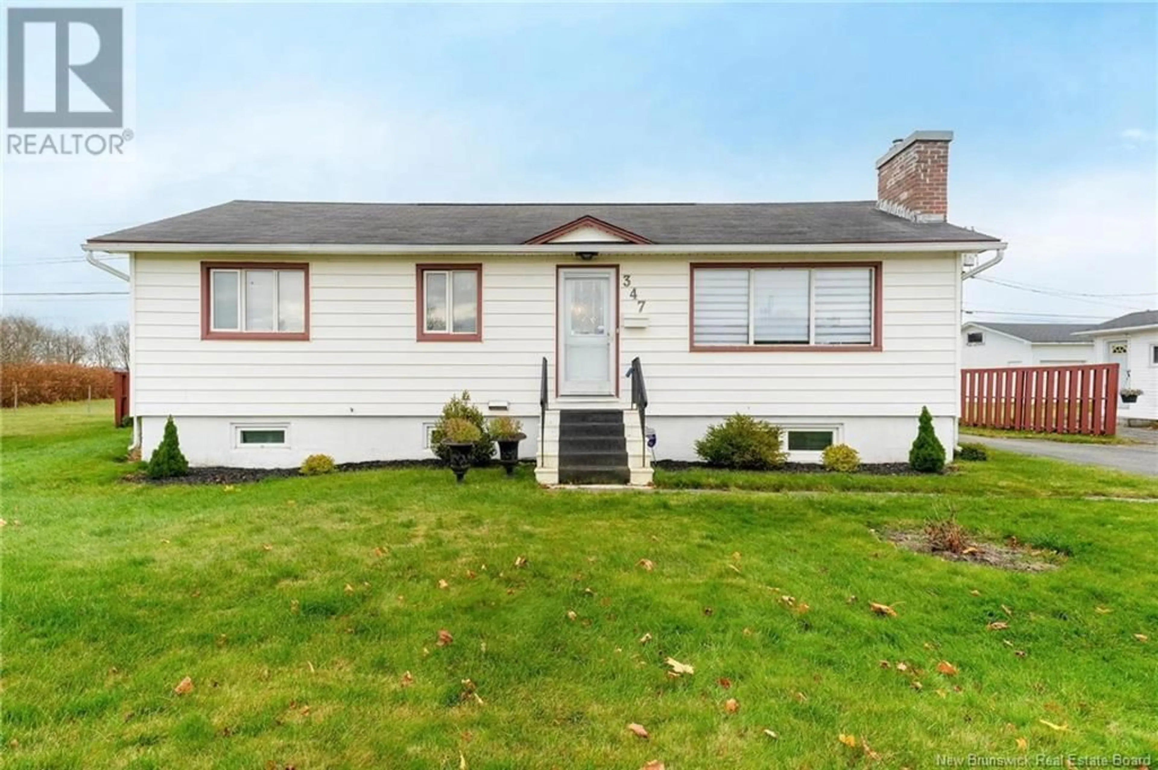 Frontside or backside of a home, cottage for 347 Beaconsfield Crescent, Saint John New Brunswick E2M2H7