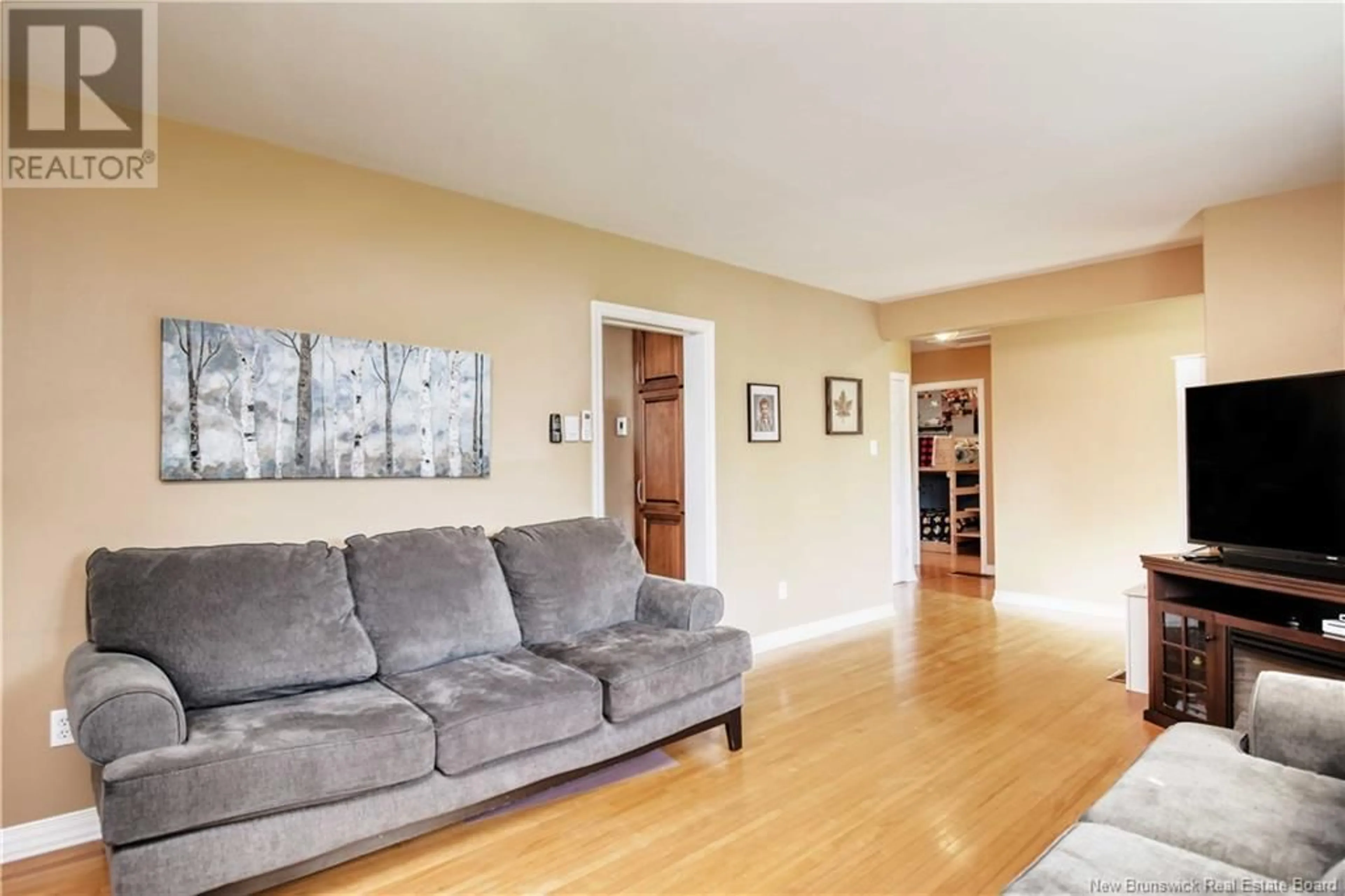 Living room, wood floors for 45 Lindsay Street, Riverview New Brunswick E1B3A2