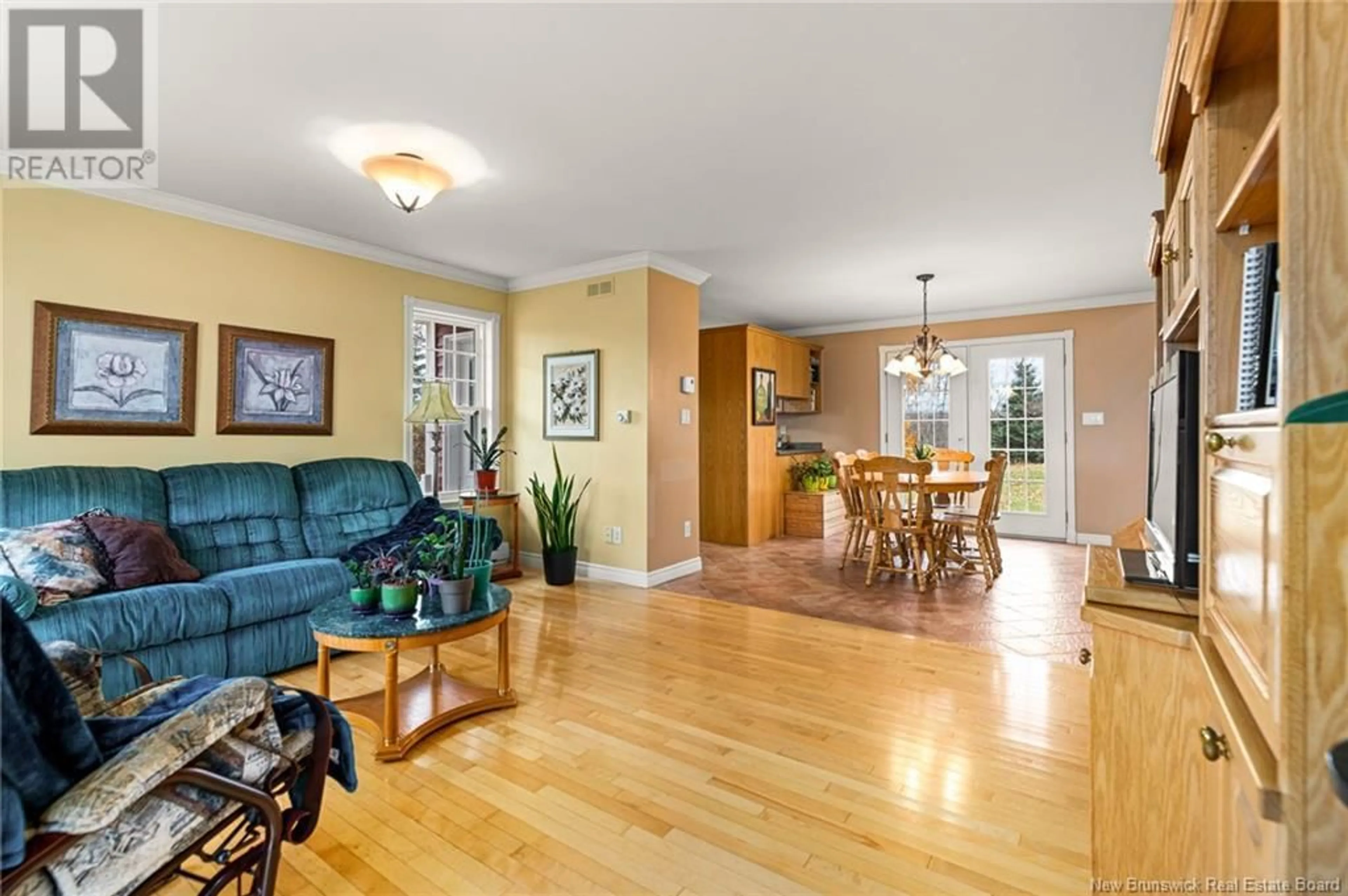 Living room, wood floors for 1978 Amirault Street, Dieppe New Brunswick E1A7K1