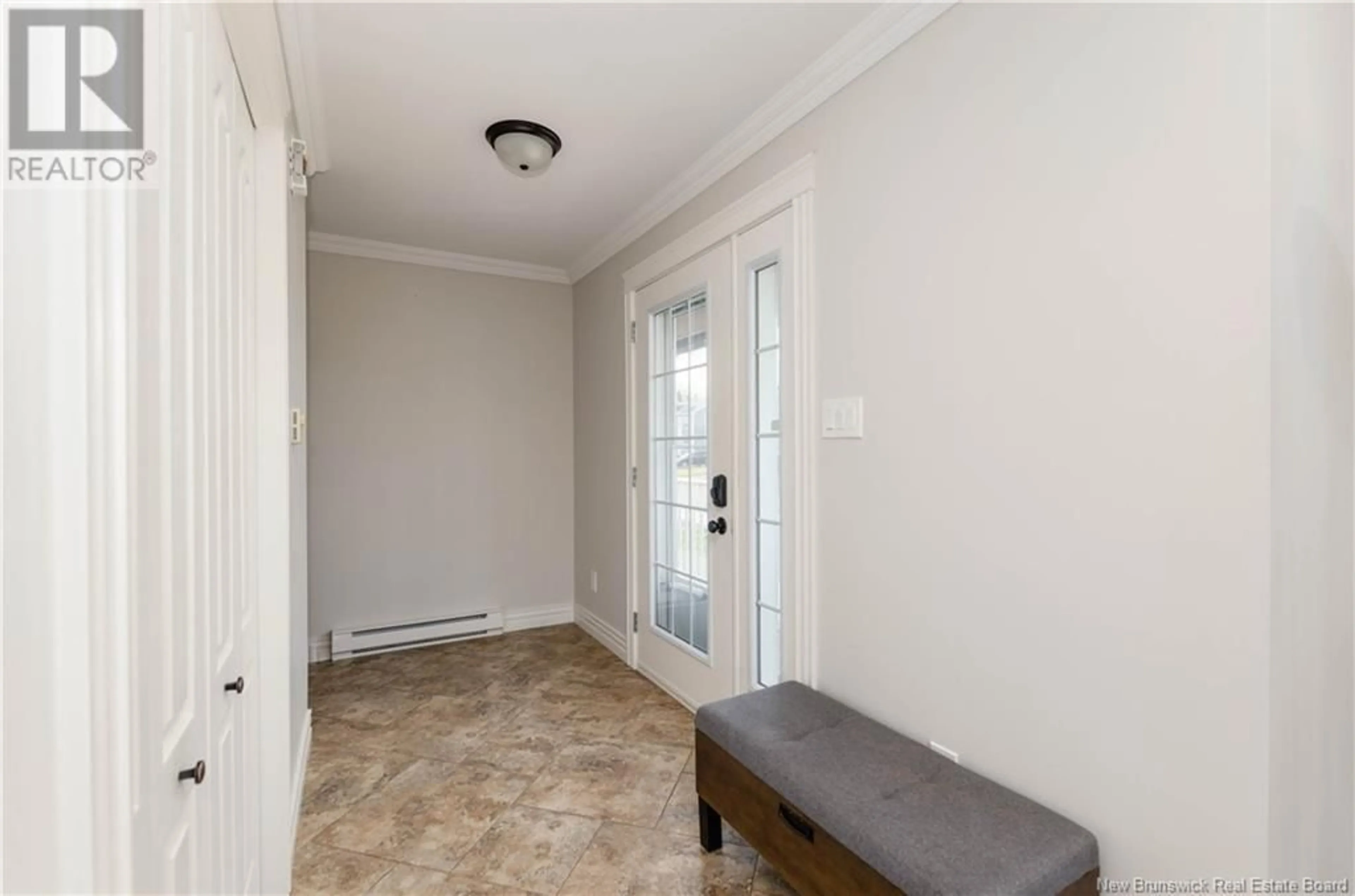 Indoor entryway, wood floors for 163 Fortune Street, Dieppe New Brunswick E1A8T6