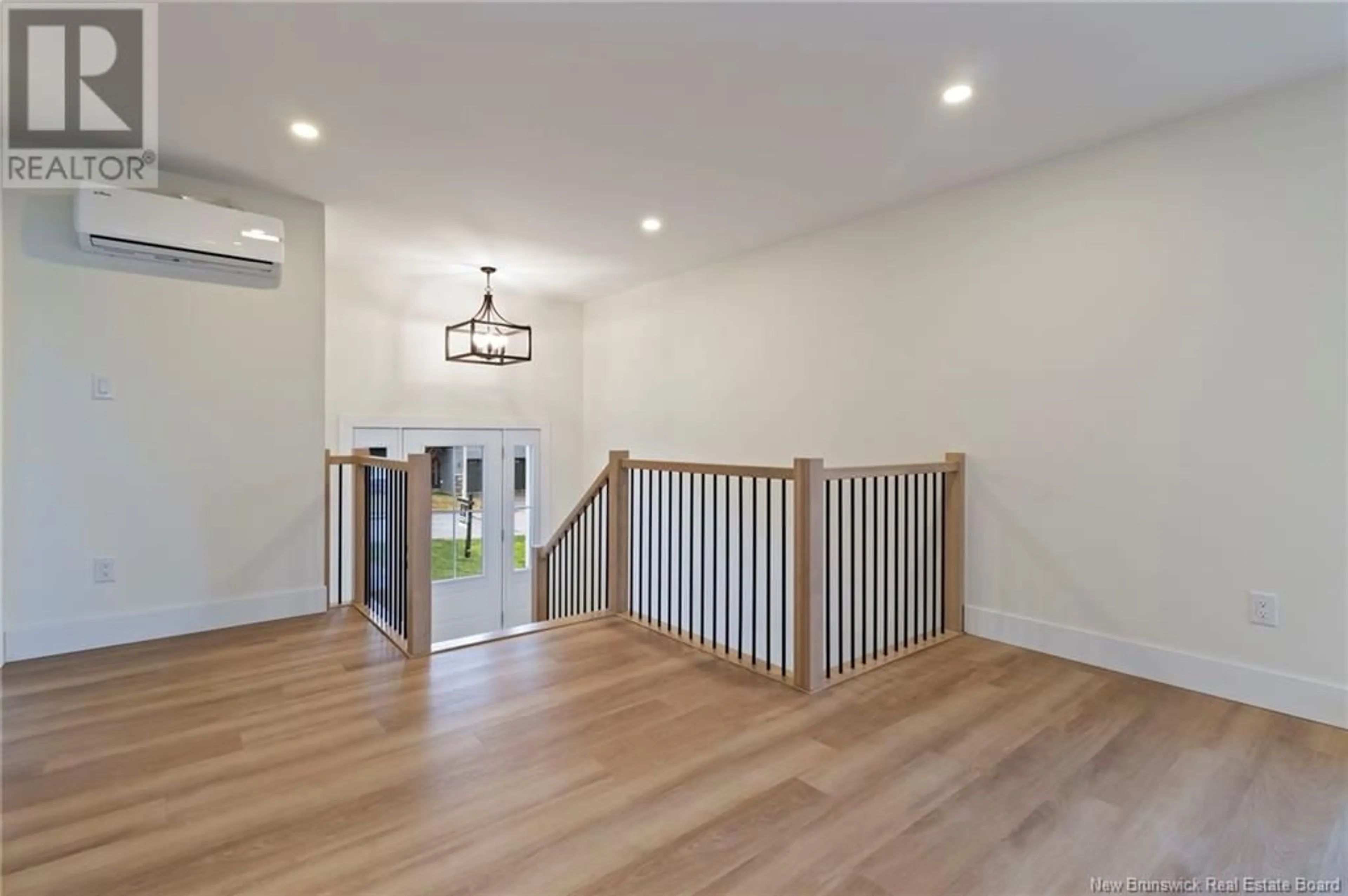 Indoor foyer, wood floors for 87 Parkplace Lane, Moncton New Brunswick E1A9S8