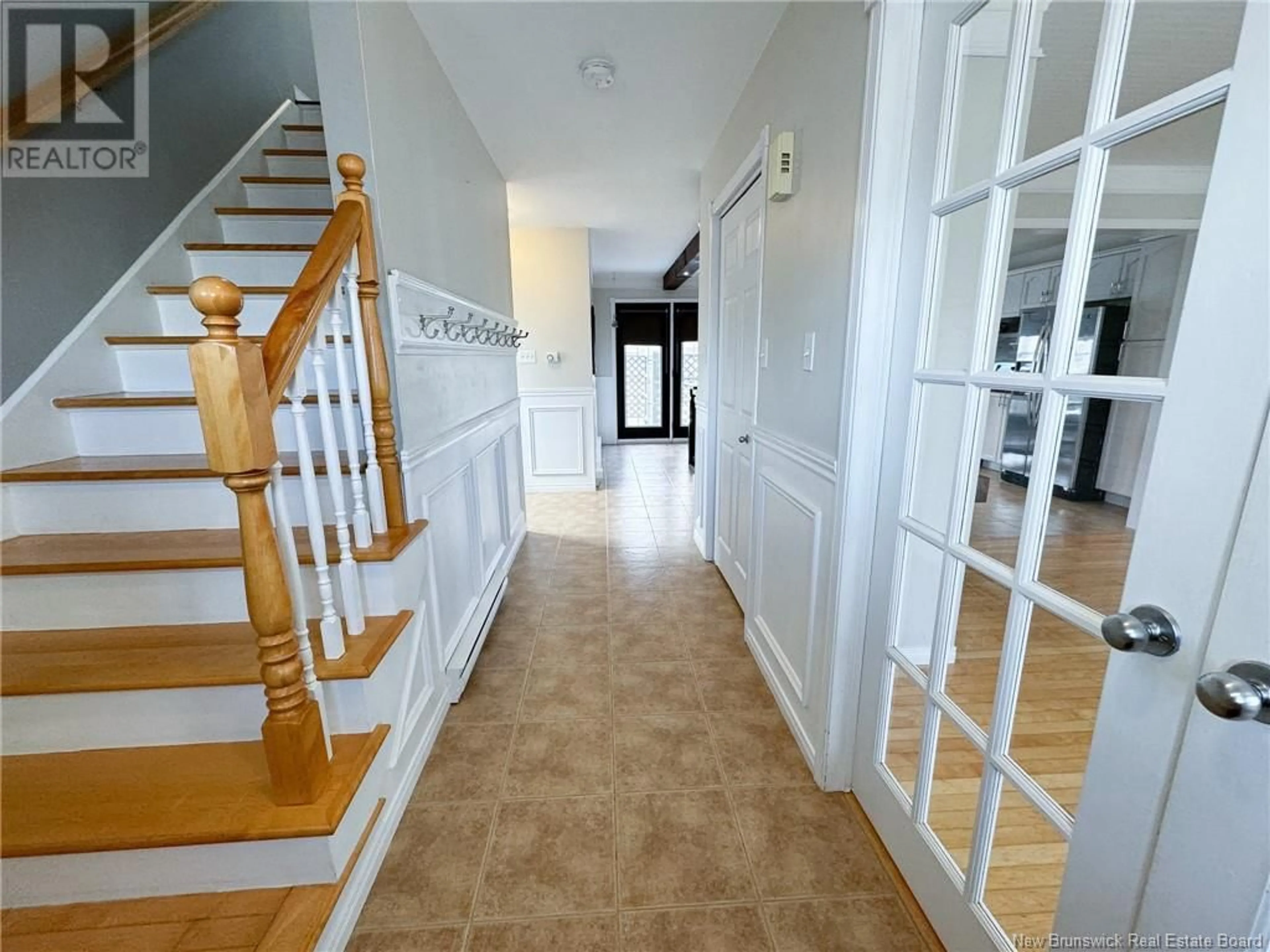 Indoor foyer, wood floors for 65 Stoneham, Moncton New Brunswick E1G4Z5