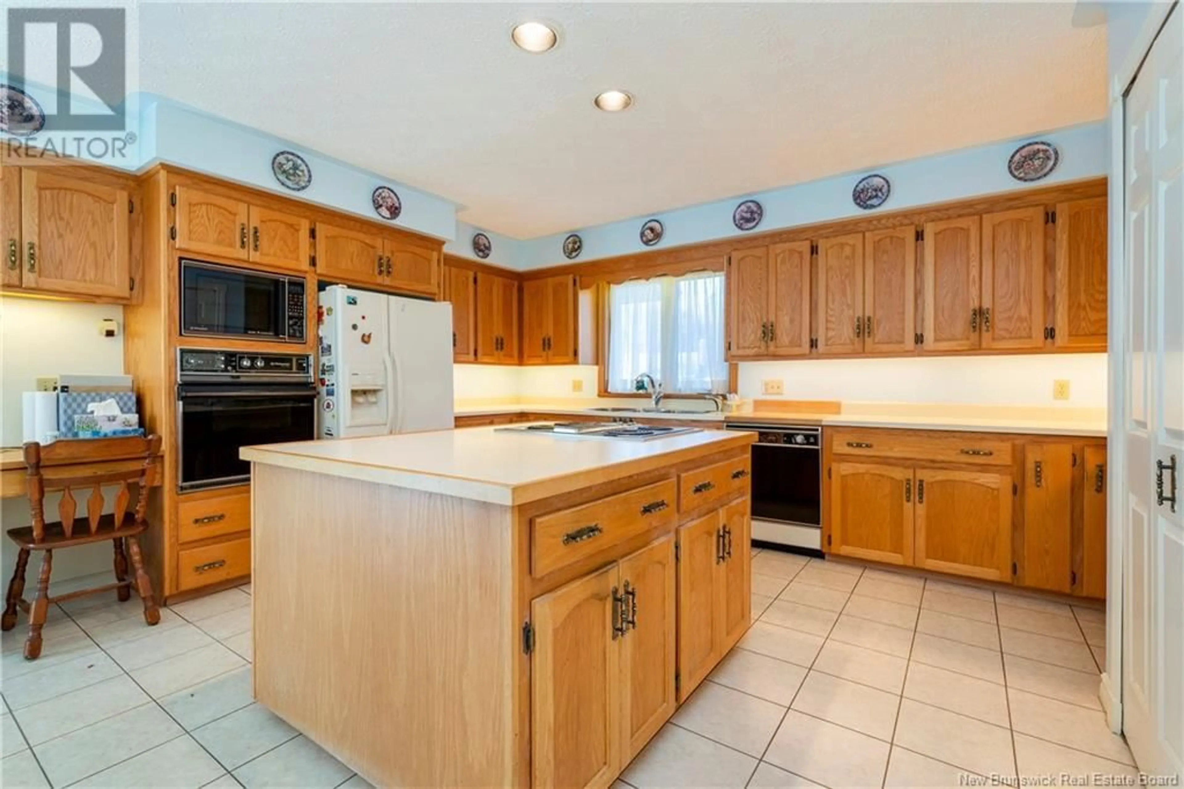 Kitchen, wood floors for 72 Park Drive, Rothesay New Brunswick E2H2S9