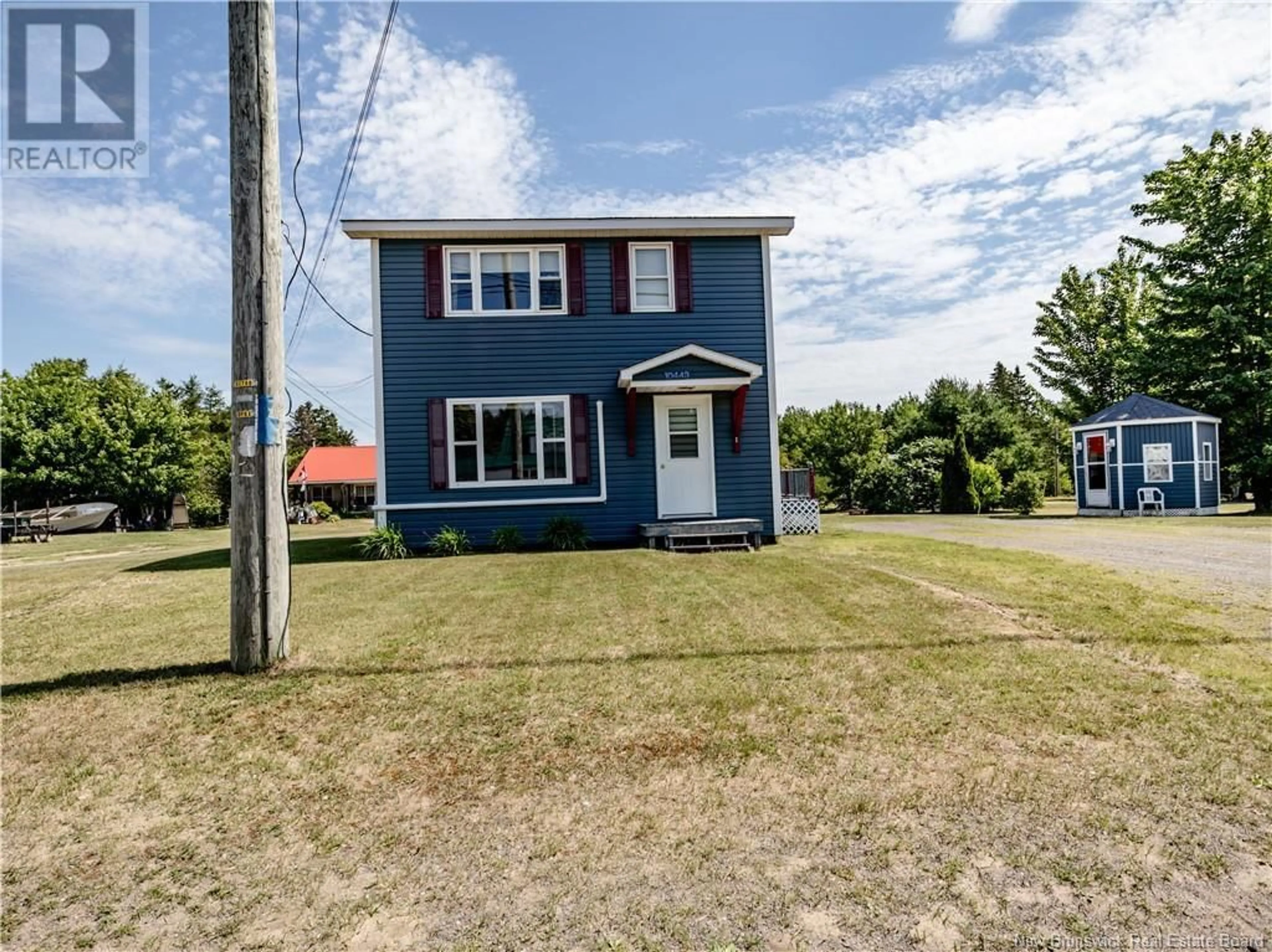A pic from outside/outdoor area/front of a property/back of a property/a pic from drone, street for 10443 PRINCIPALE, Saint-Louis-De-Kent New Brunswick E4X1E6