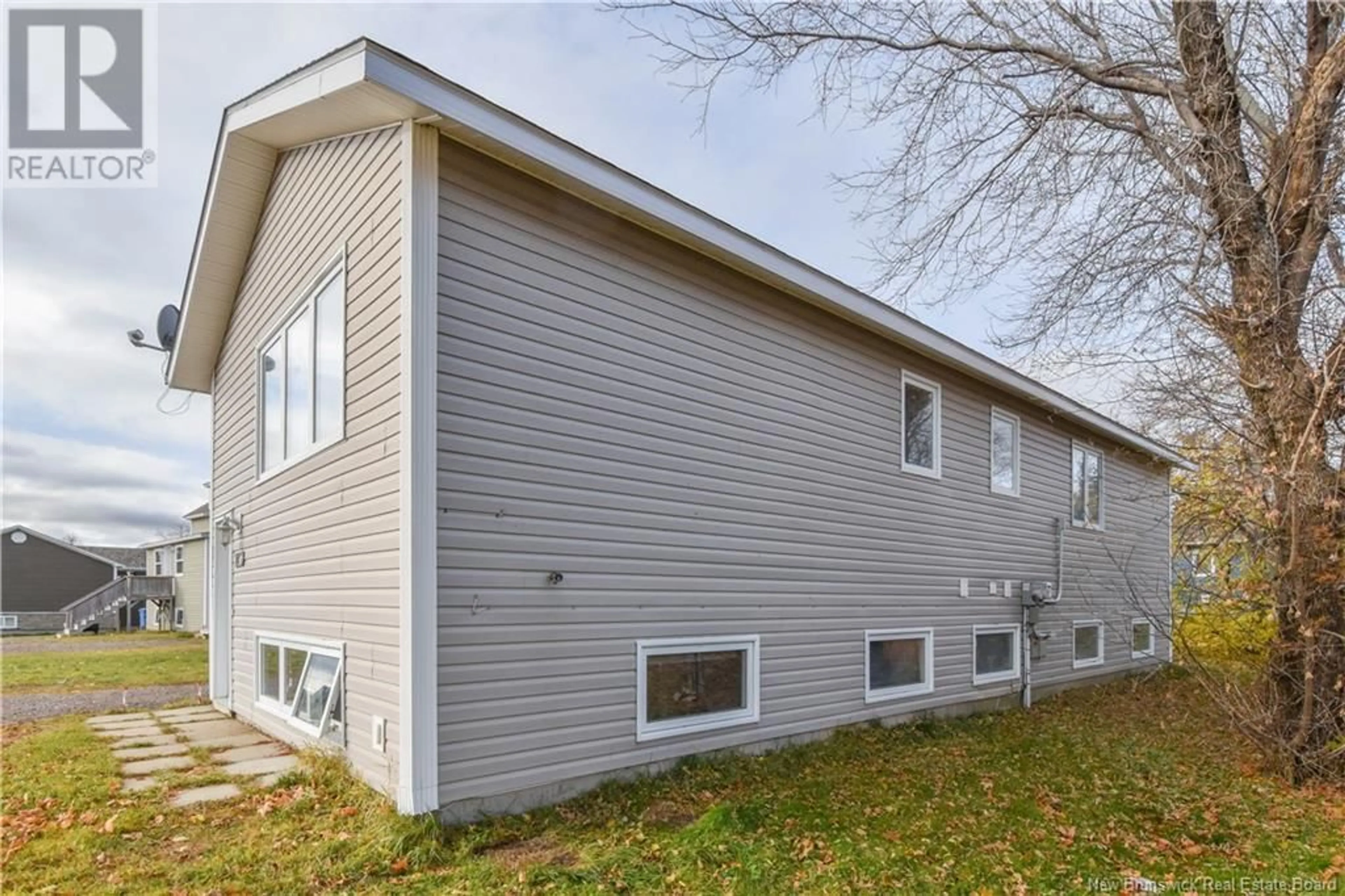 A pic from exterior of the house or condo, the front or back of building for 373 rue Coughlan Street, Tracadie New Brunswick E1X1B3