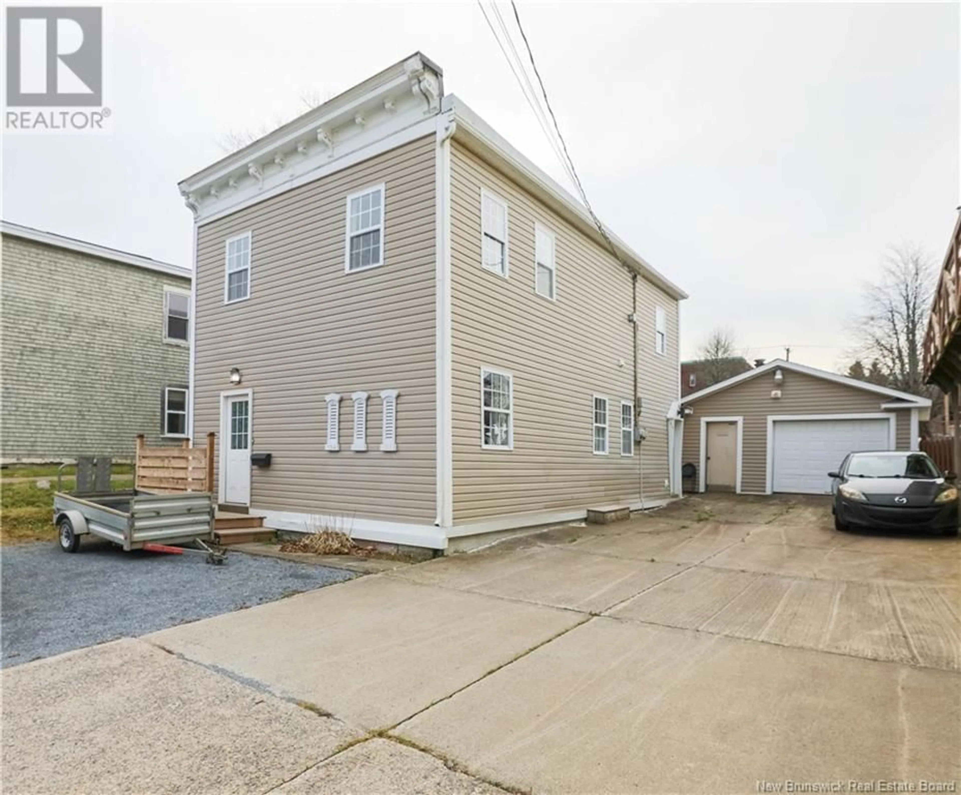 A pic from exterior of the house or condo, the front or back of building for 154 Britain Street, Saint John New Brunswick E2L1X5