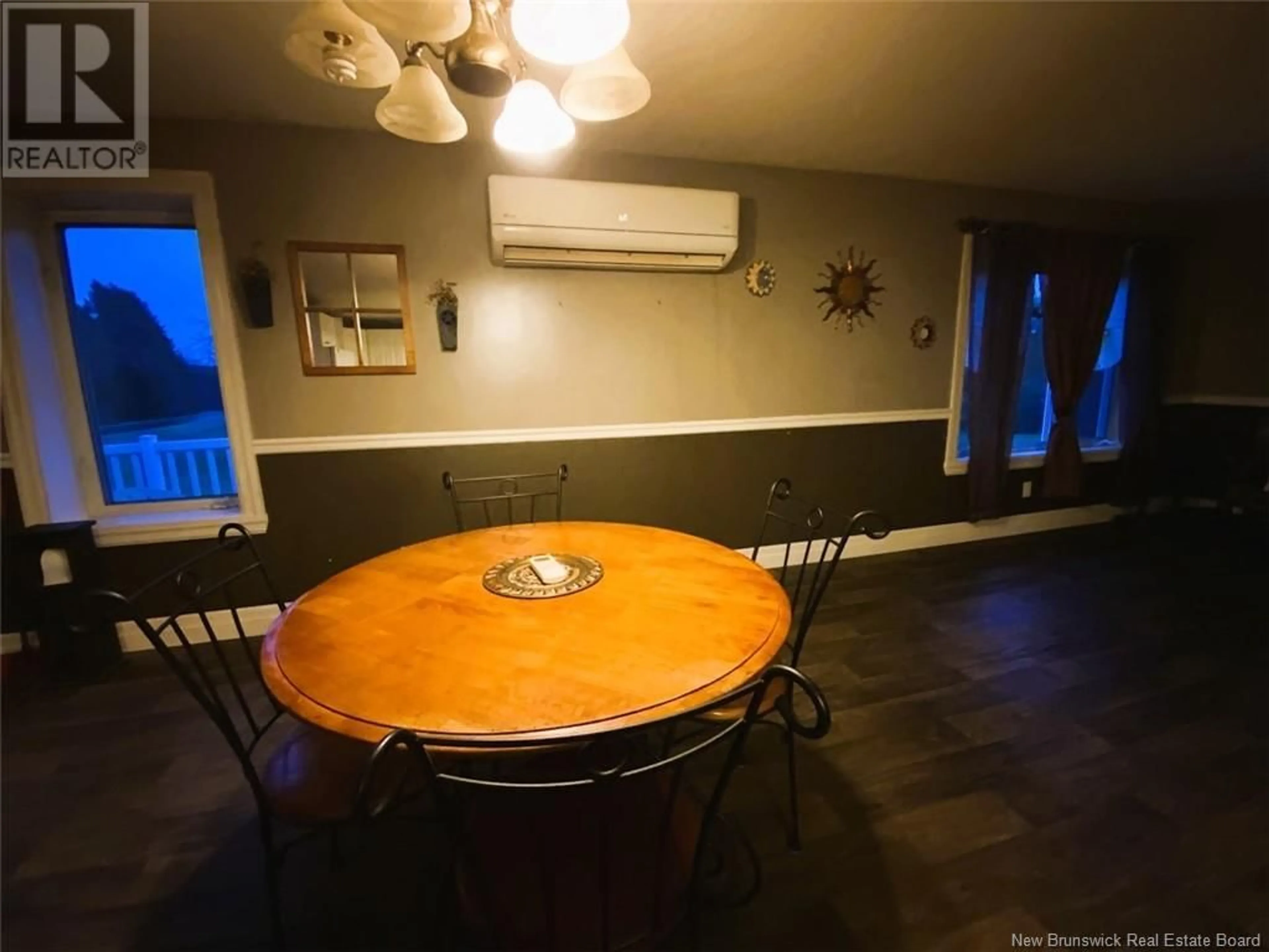 Dining room, wood floors, cottage for 122 Siegas Road, Siegas New Brunswick E7E1T8