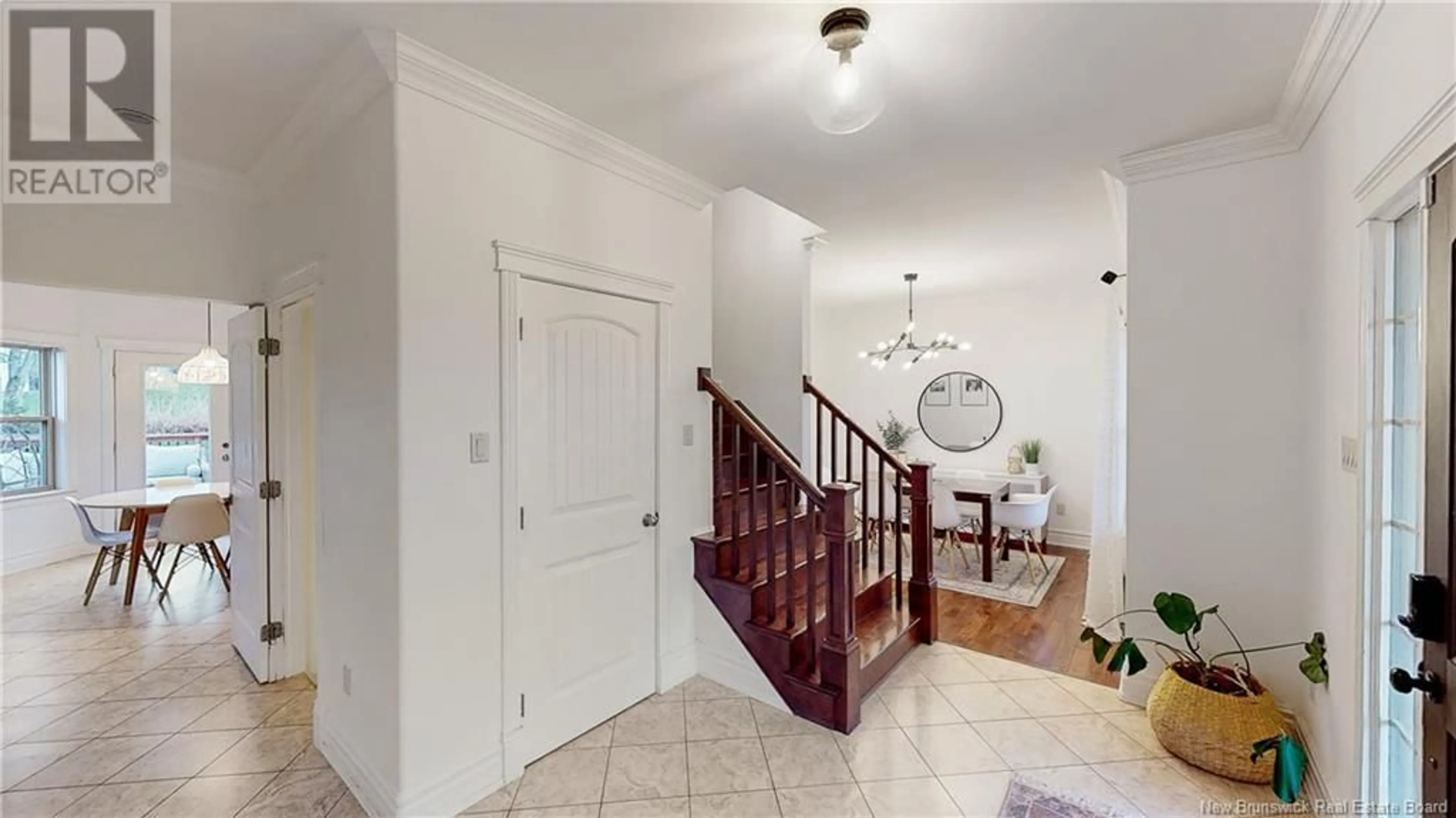 Indoor foyer, wood floors for 23 Birmingham Drive, Quispamsis New Brunswick E2E0L4