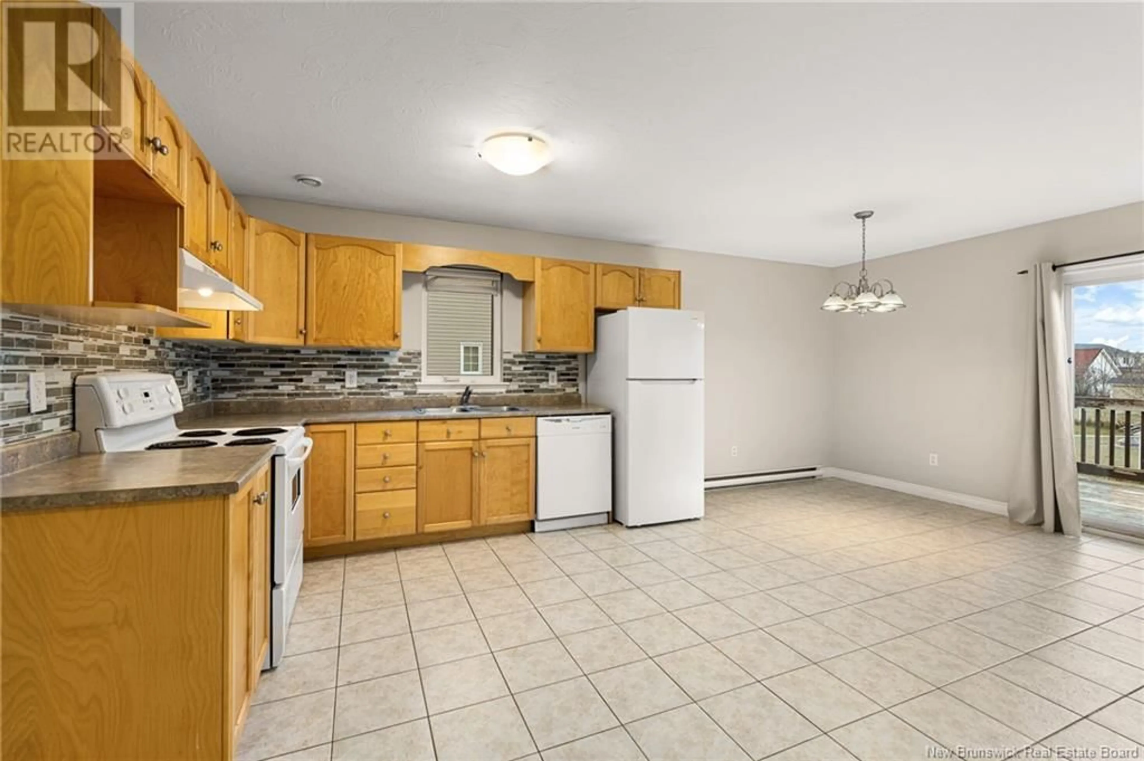 Standard kitchen, wood floors, cottage for 247-249 Glencairn Drive, Moncton New Brunswick E1G5G7