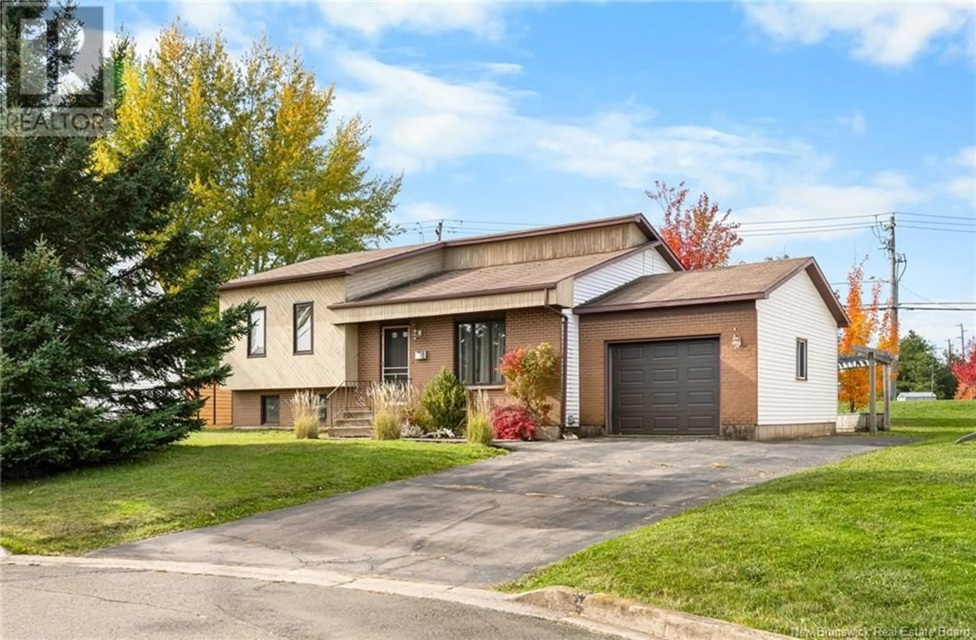 Frontside or backside of a home, cottage for 166 Isington Street, Moncton New Brunswick E1G1Y6