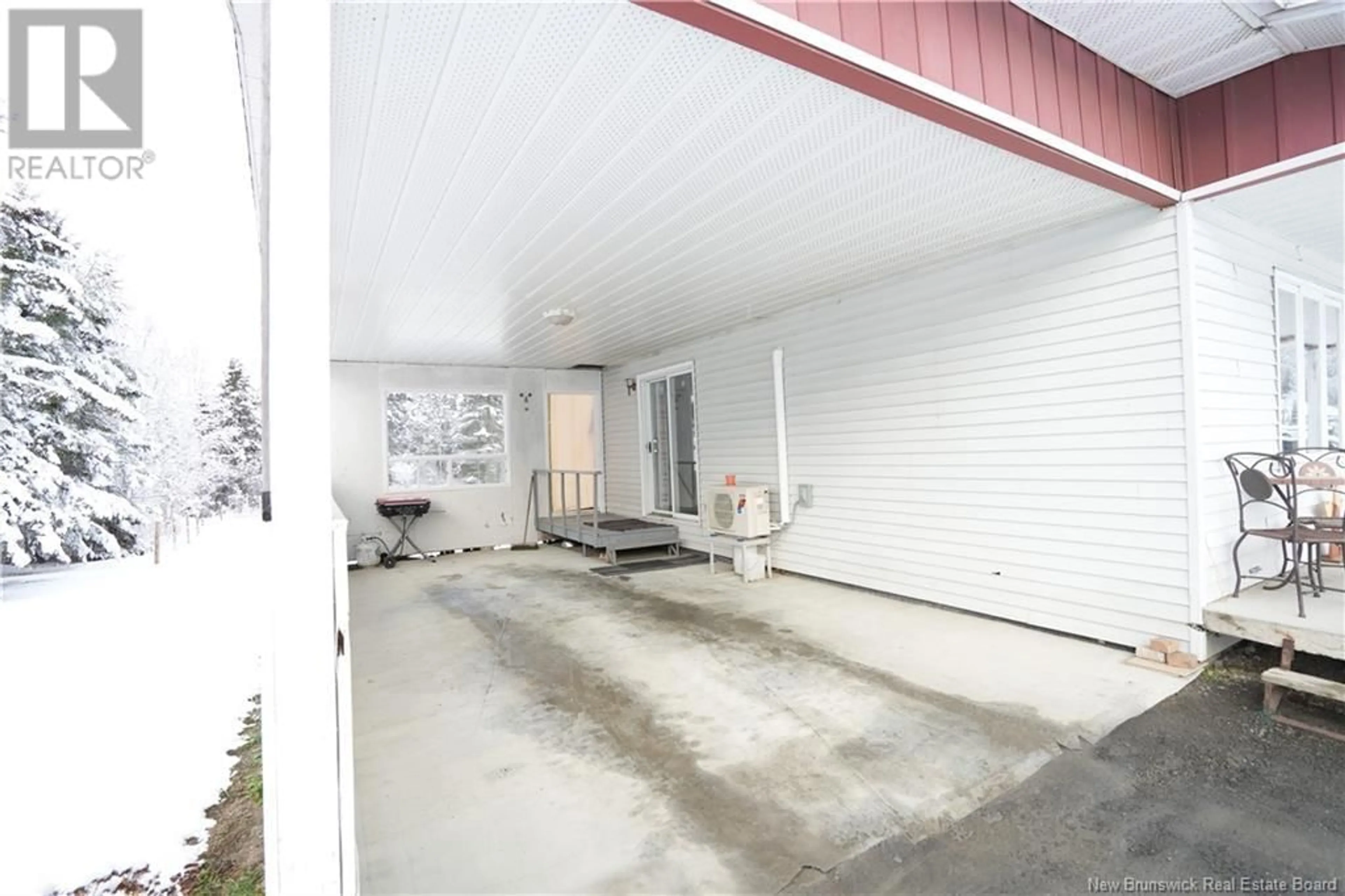 Indoor garage, cement floor for 44 Iroquois Road, Saint-Jacques New Brunswick E7B2B6