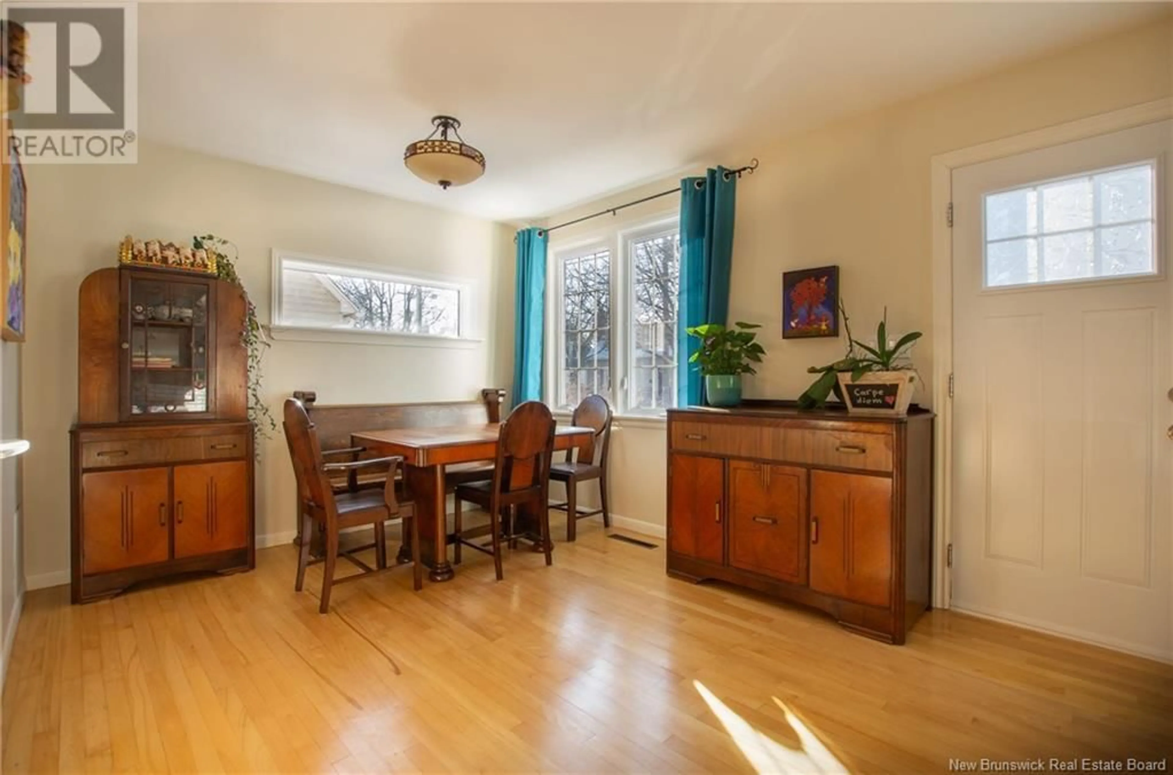 Dining room, wood/laminate floor for 43 Walsh Street, Moncton New Brunswick E1C6W6