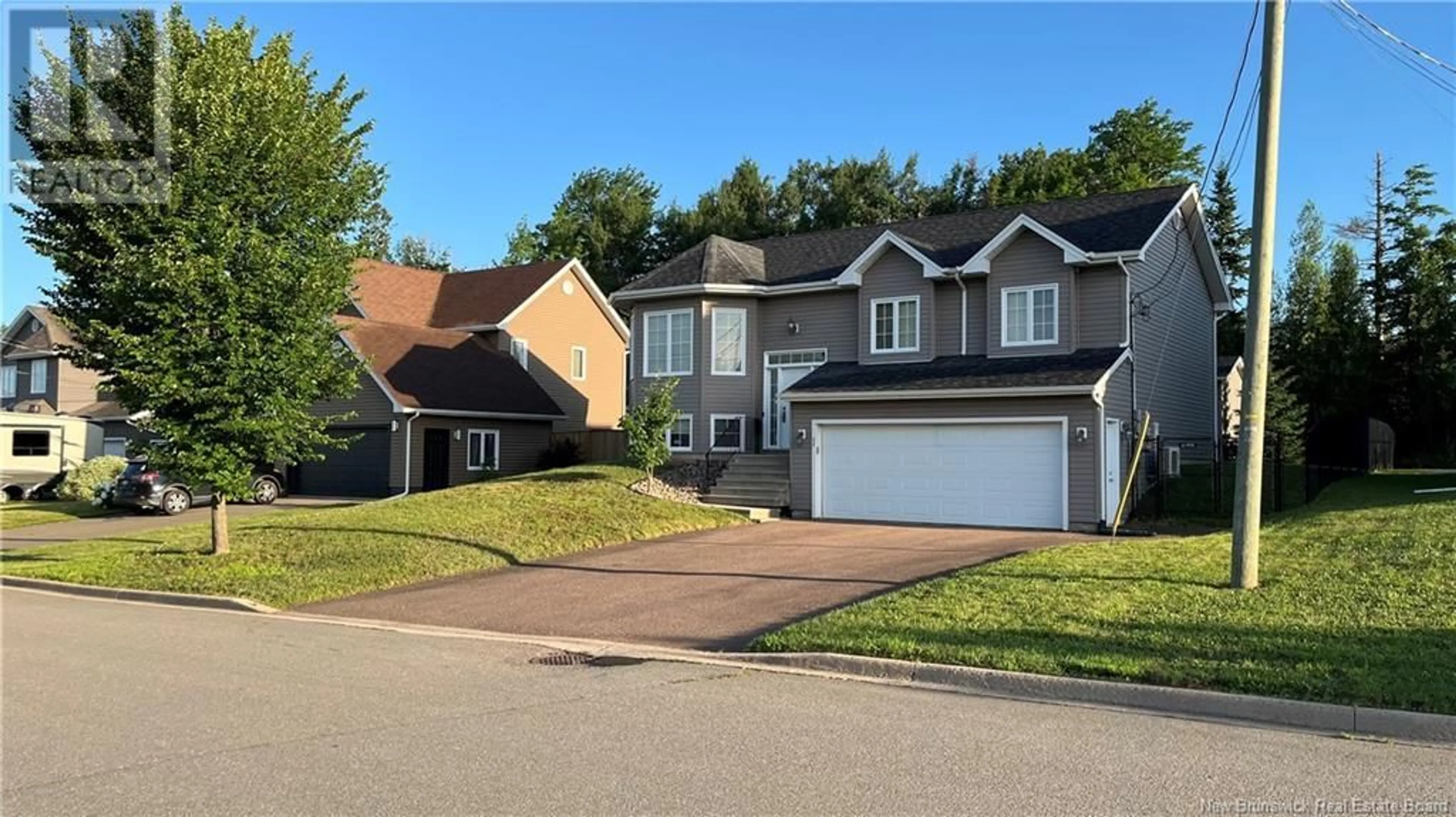 Frontside or backside of a home, the street view for 27 Savannah, Moncton New Brunswick E1A0W3