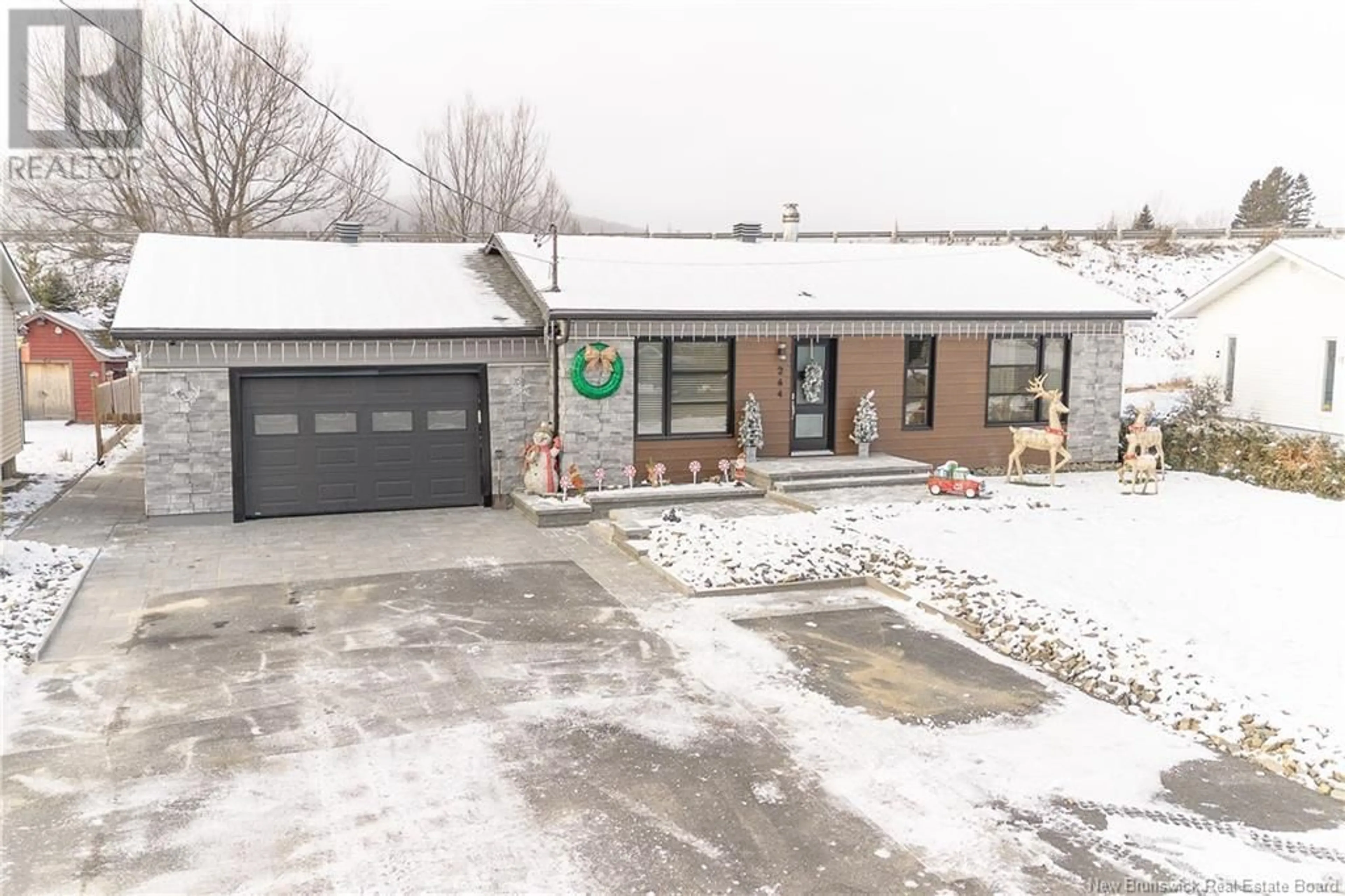 Frontside or backside of a home, cottage for 264 Le Boulevard Street, Saint-Jacques New Brunswick E7B1K3