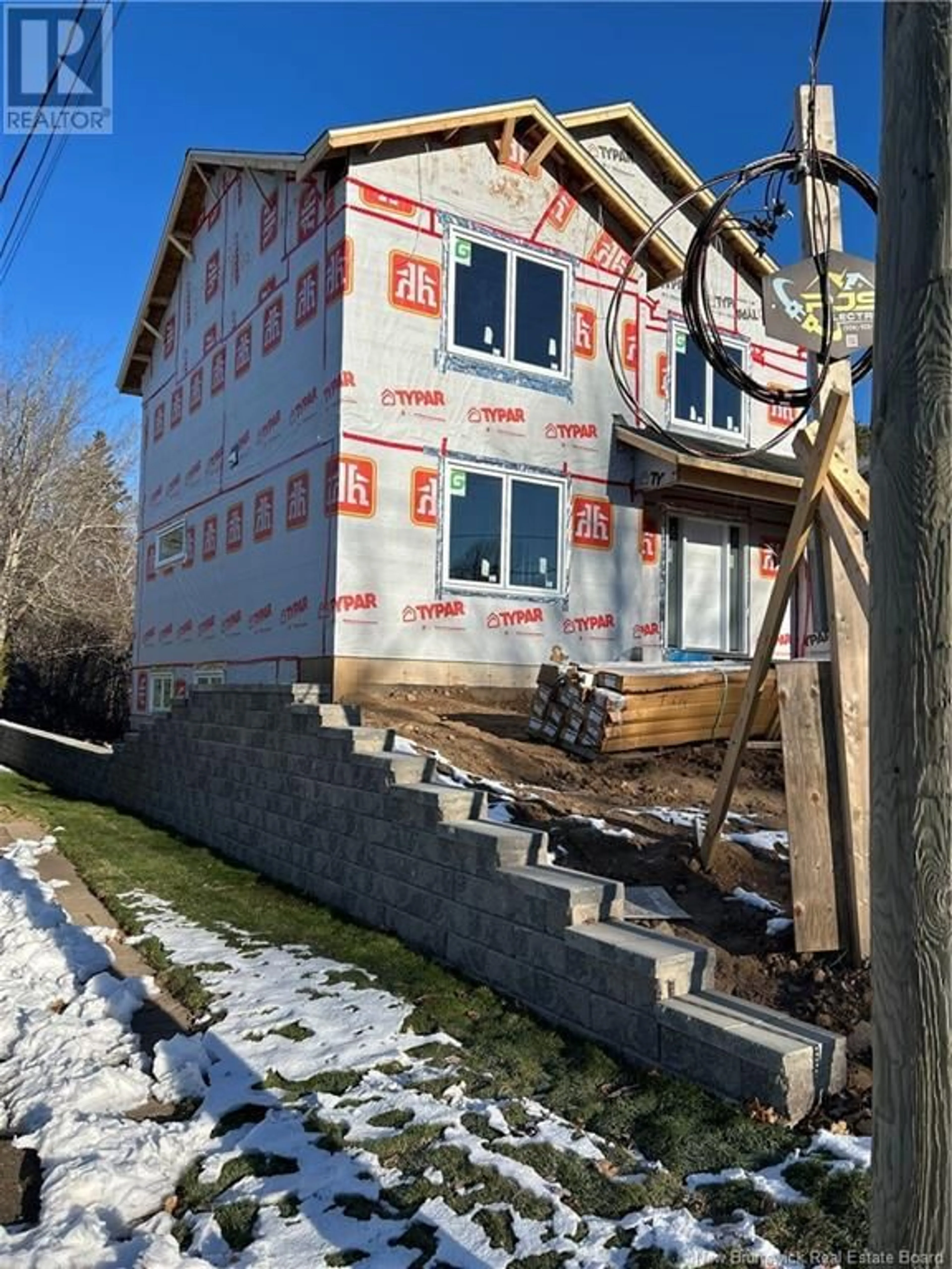 Frontside or backside of a home, the front or back of building for 206 Breaux bridge, Shediac New Brunswick E4P0Y3