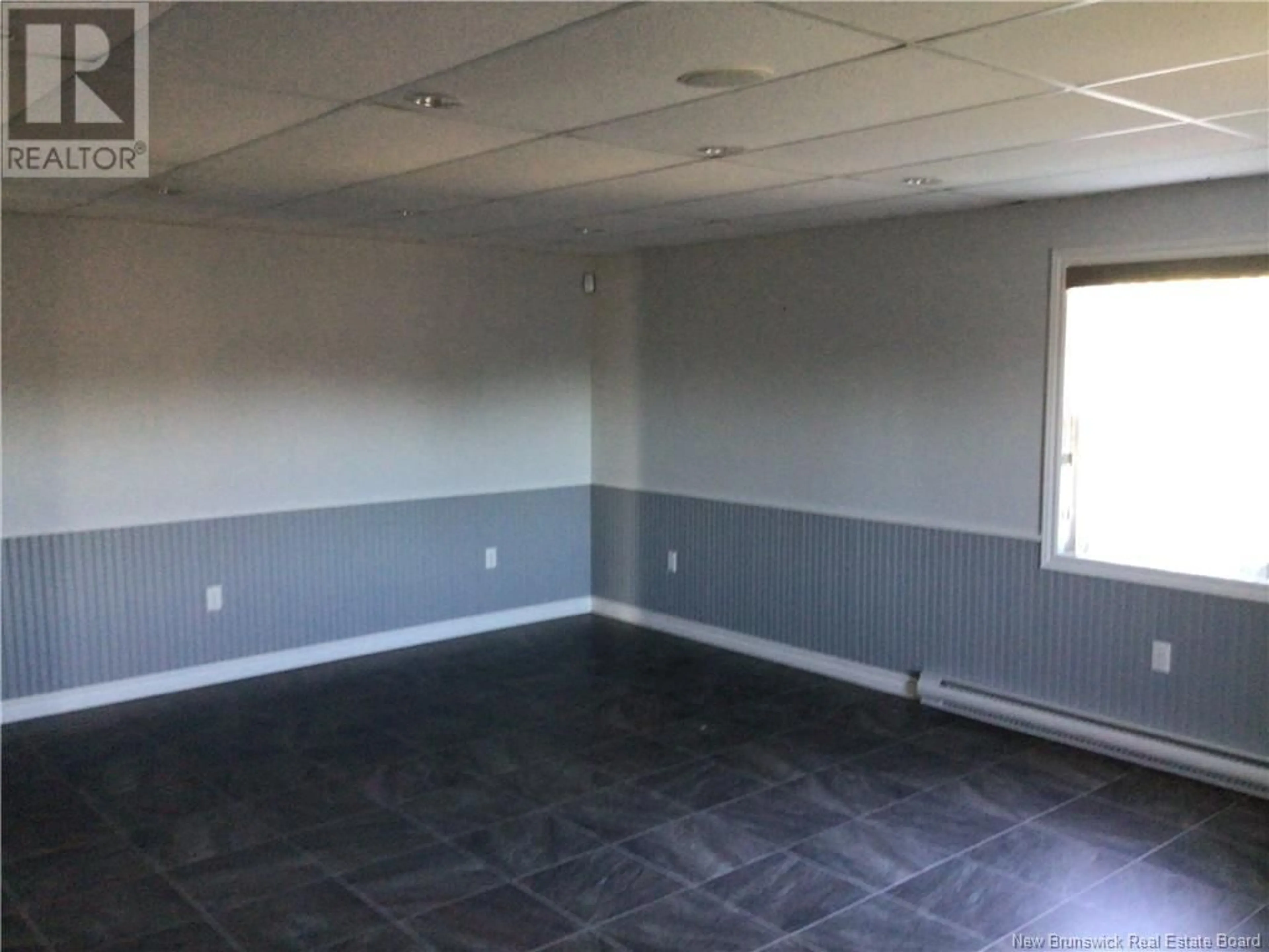 A pic of a room, cement floor for 332 RT 170 Route, Oak Bay New Brunswick E3L3Y1