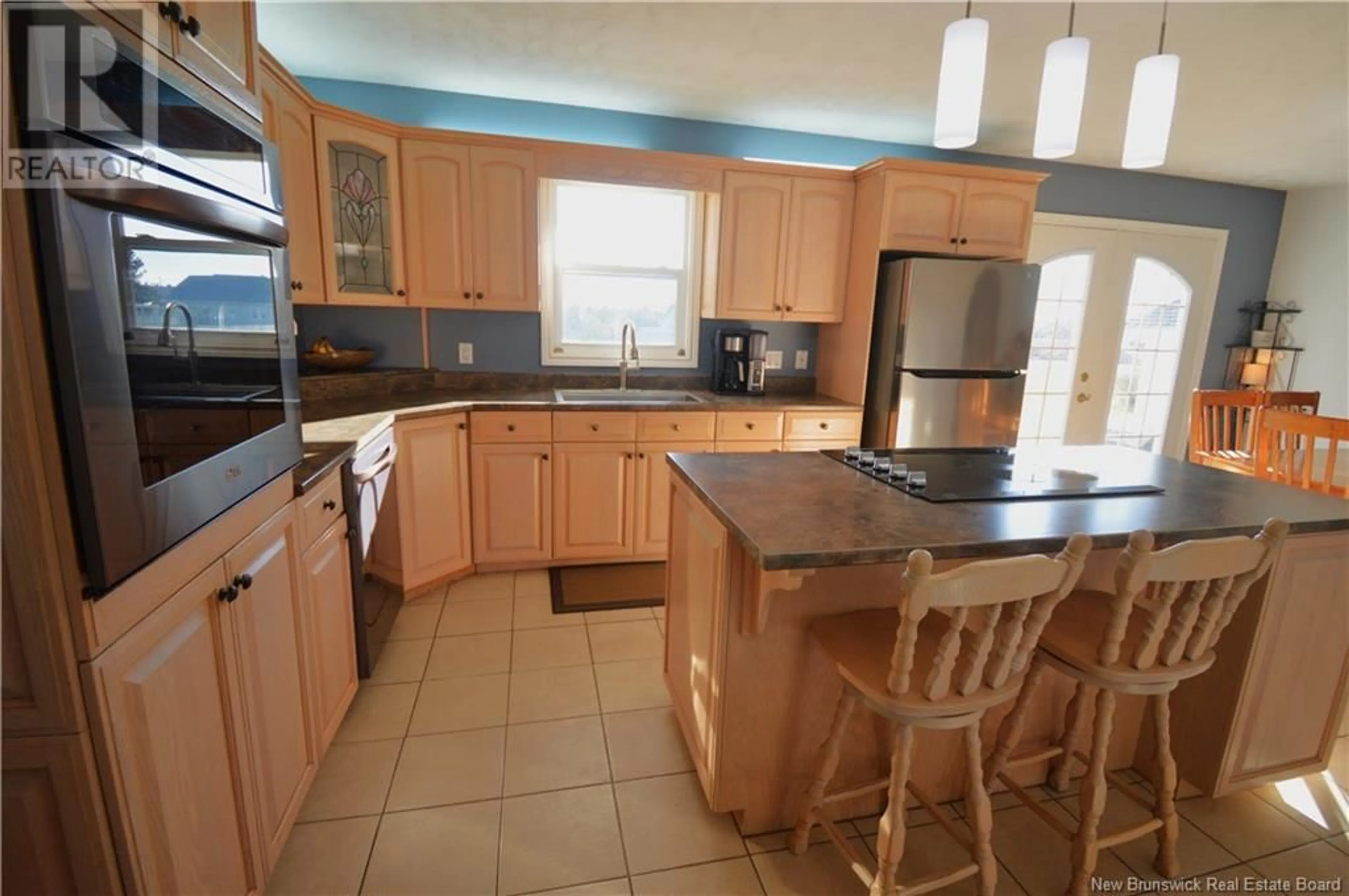 Standard kitchen, ceramic/tile floor for 248 Irving Boulevard, Bouctouche New Brunswick E4S3L7