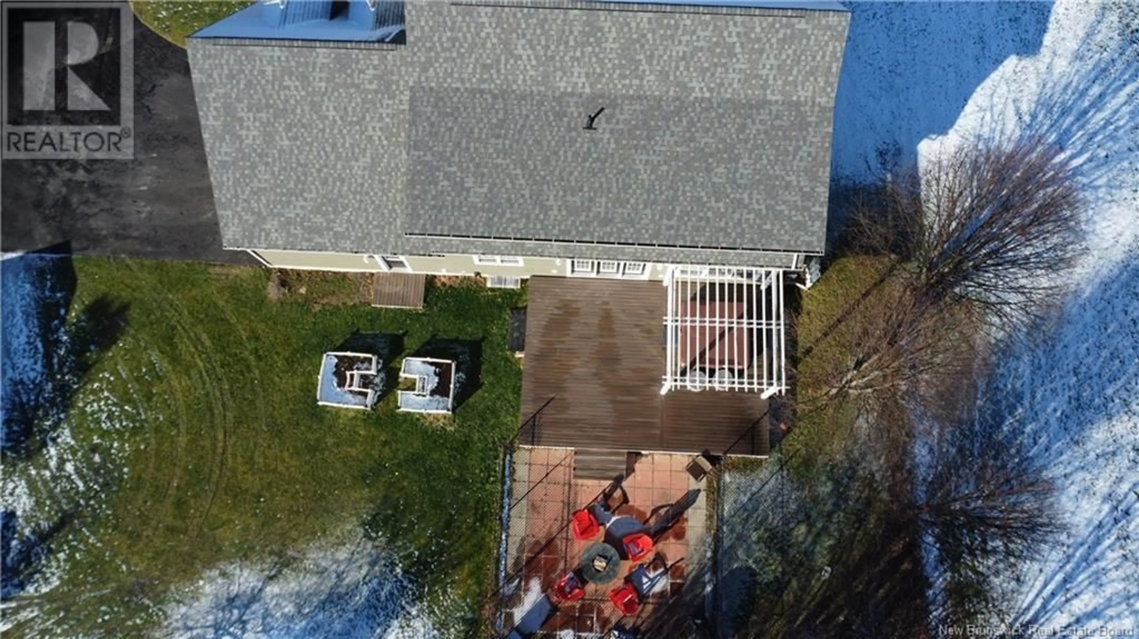 A pic from outside/outdoor area/front of a property/back of a property/a pic from drone, street for 7 Meredith Drive, Sussex Corner New Brunswick E4E2T8