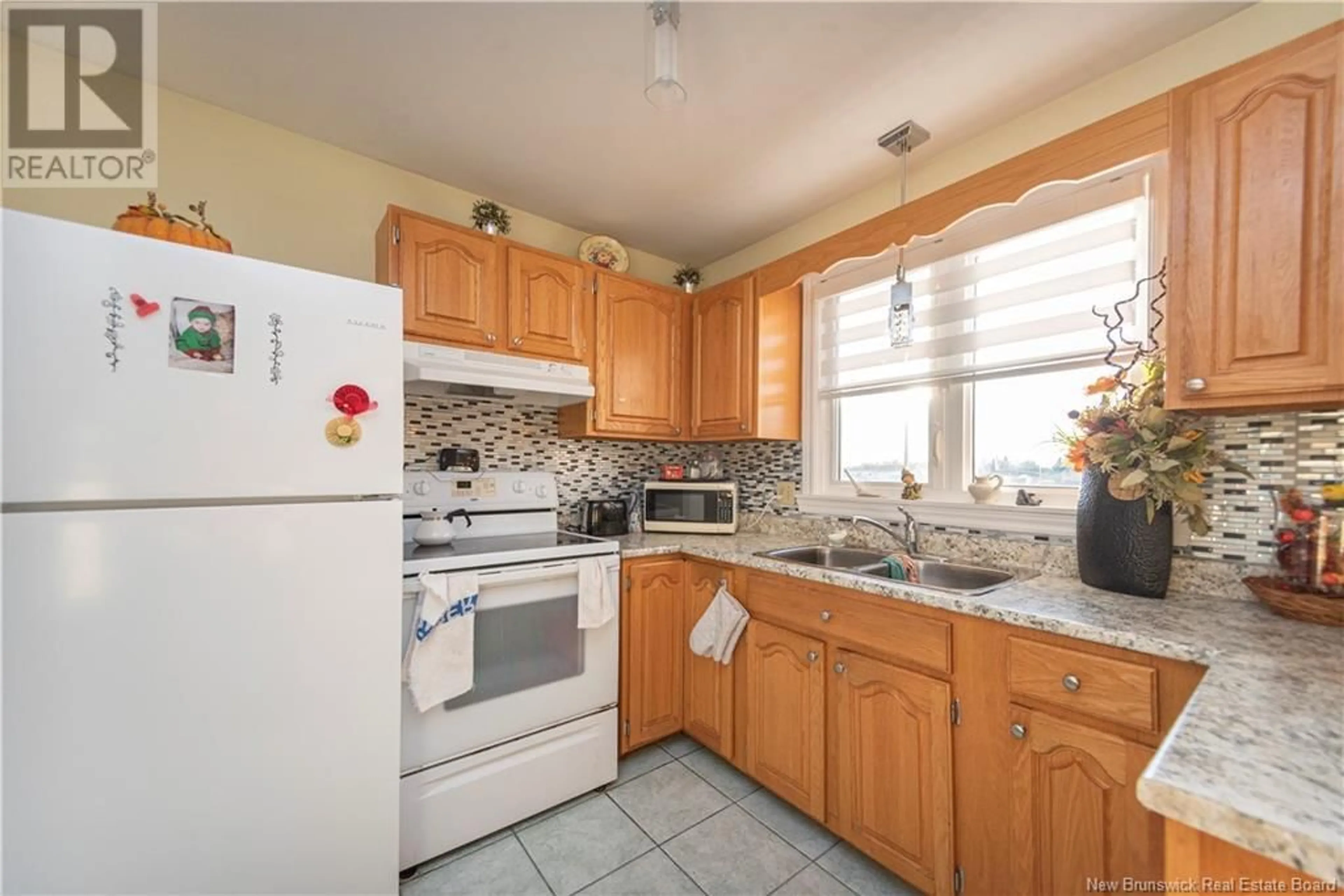 Standard kitchen, ceramic/tile floor for 11 Marquis Street, Salisbury New Brunswick E4J2M6