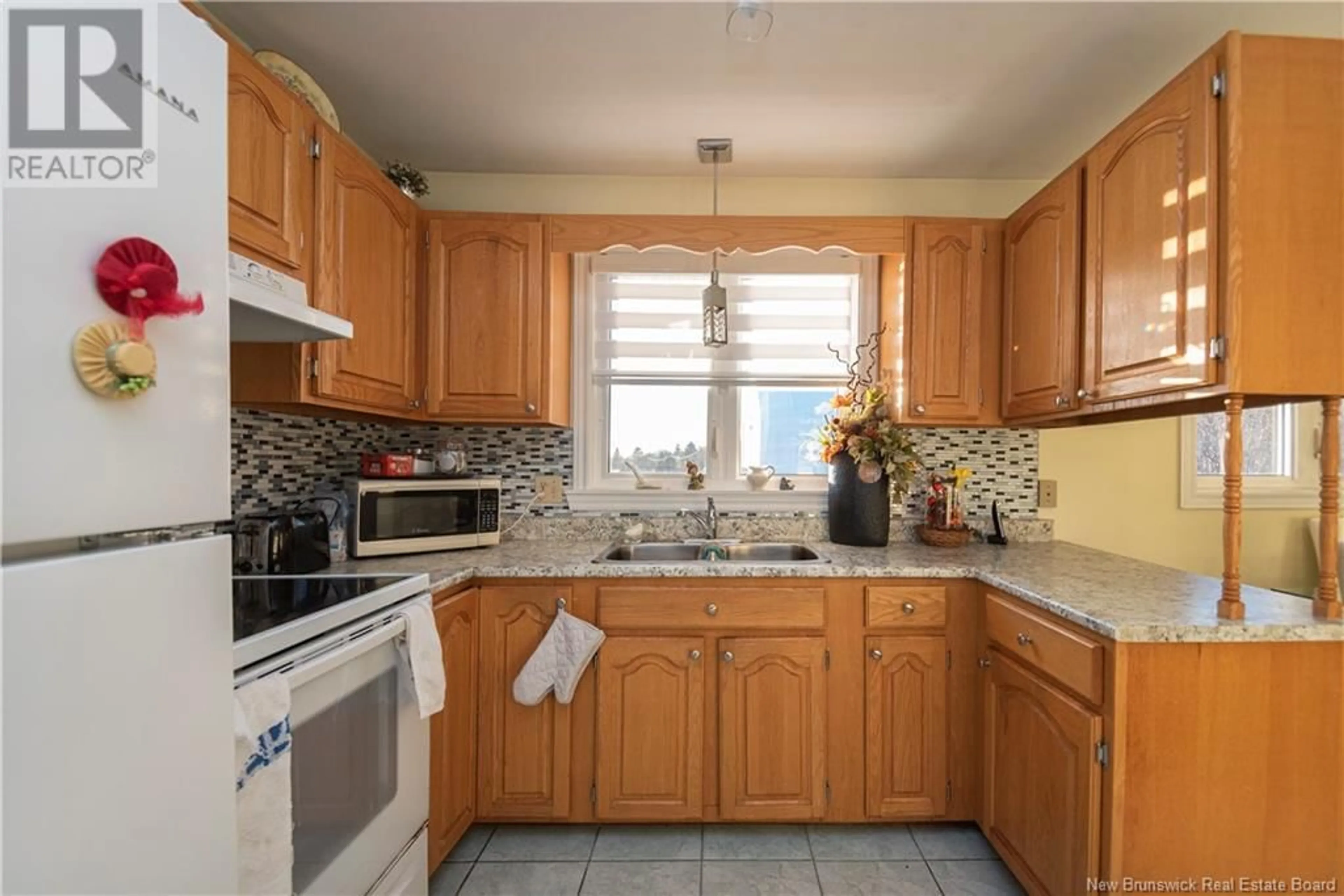 Standard kitchen, ceramic/tile floor for 11 Marquis Street, Salisbury New Brunswick E4J2M6