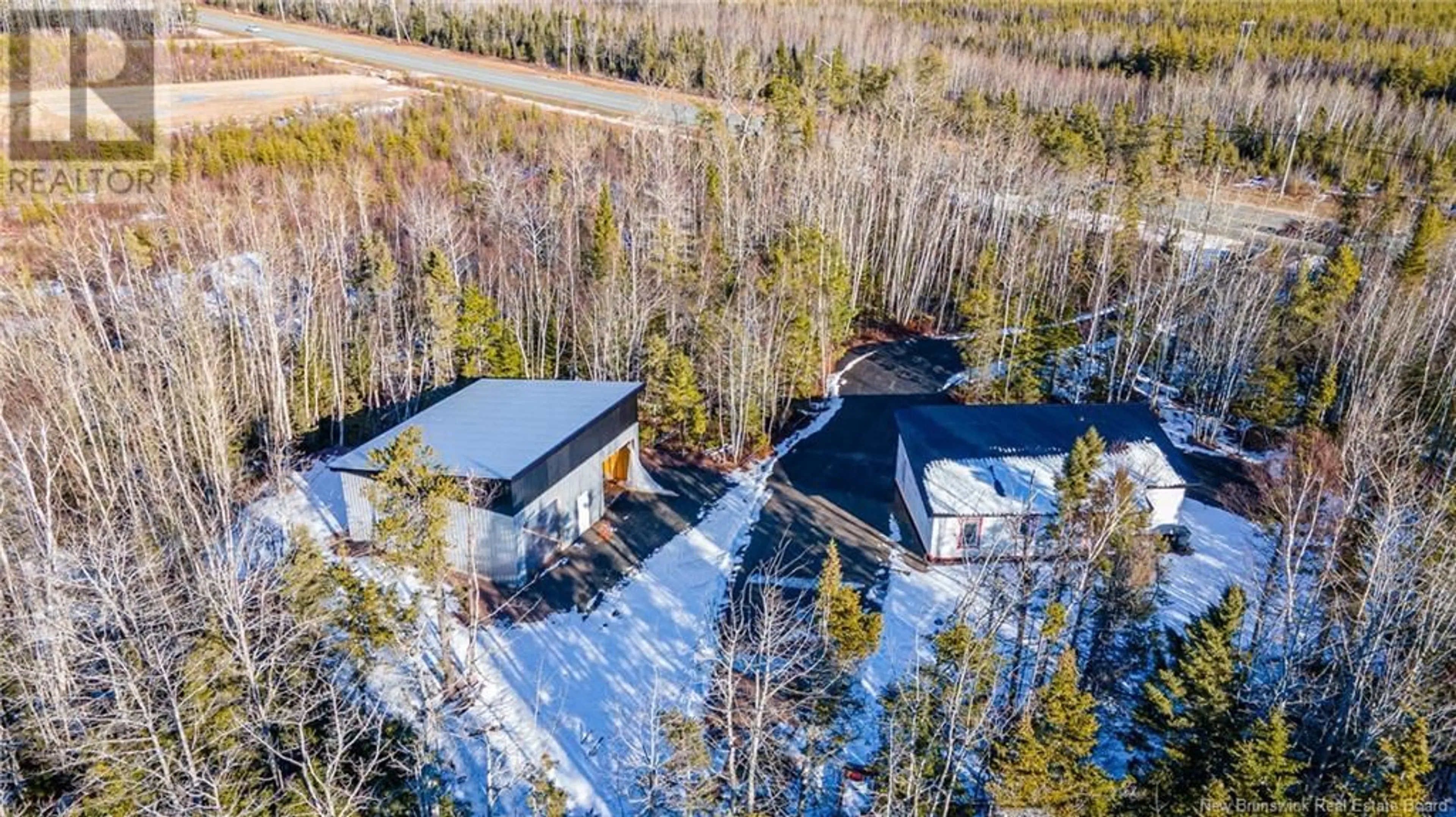 A pic from outside/outdoor area/front of a property/back of a property/a pic from drone, unknown for 624 Rue du Portage, Caraquet New Brunswick E1W1A8