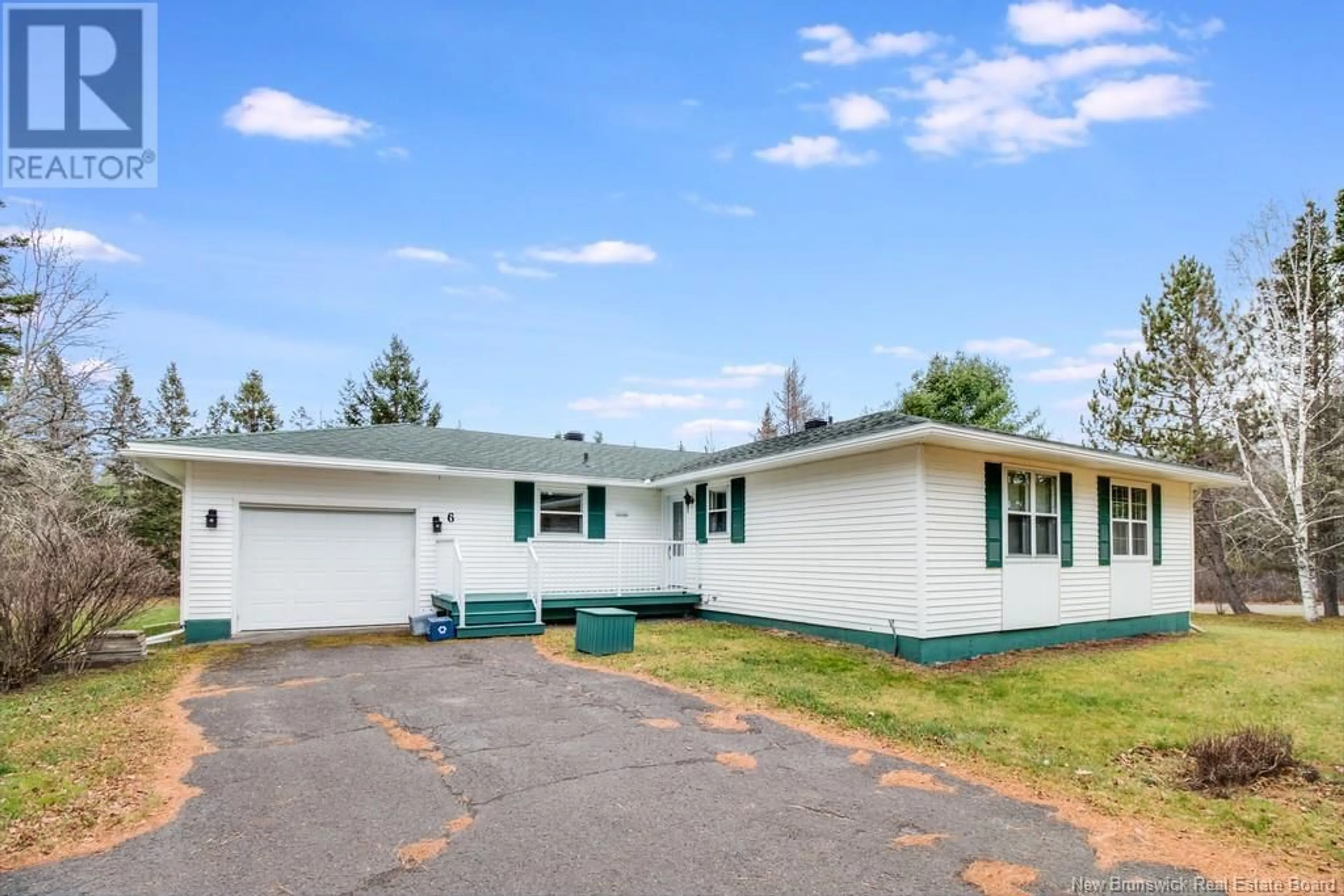 Home with vinyl exterior material, street for 6 Kindle Court, Nasonworth New Brunswick E3C1M2